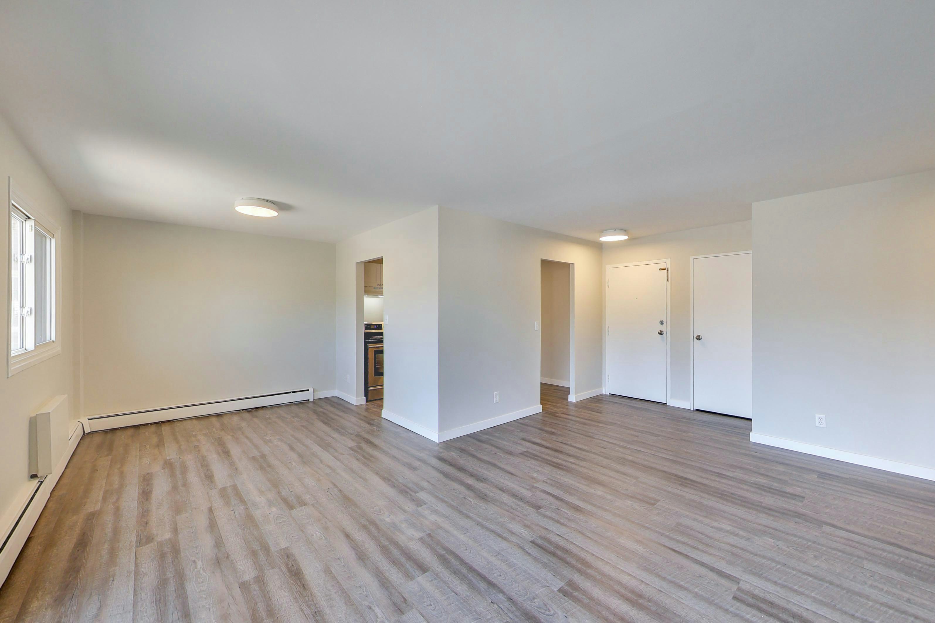 108-233 Durand Street, Sarnia, ON, N7T 5A5 - 4