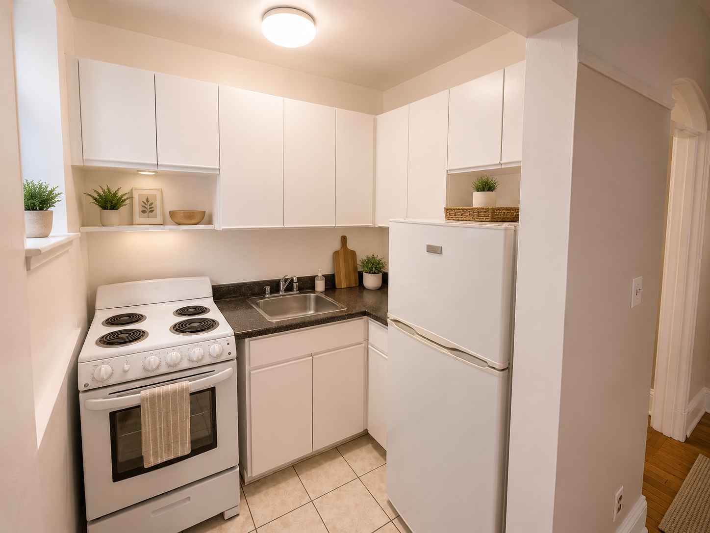 Bachelor-140 Wellesley Street East, Toronto, ON, M4Y 1J1 - 2