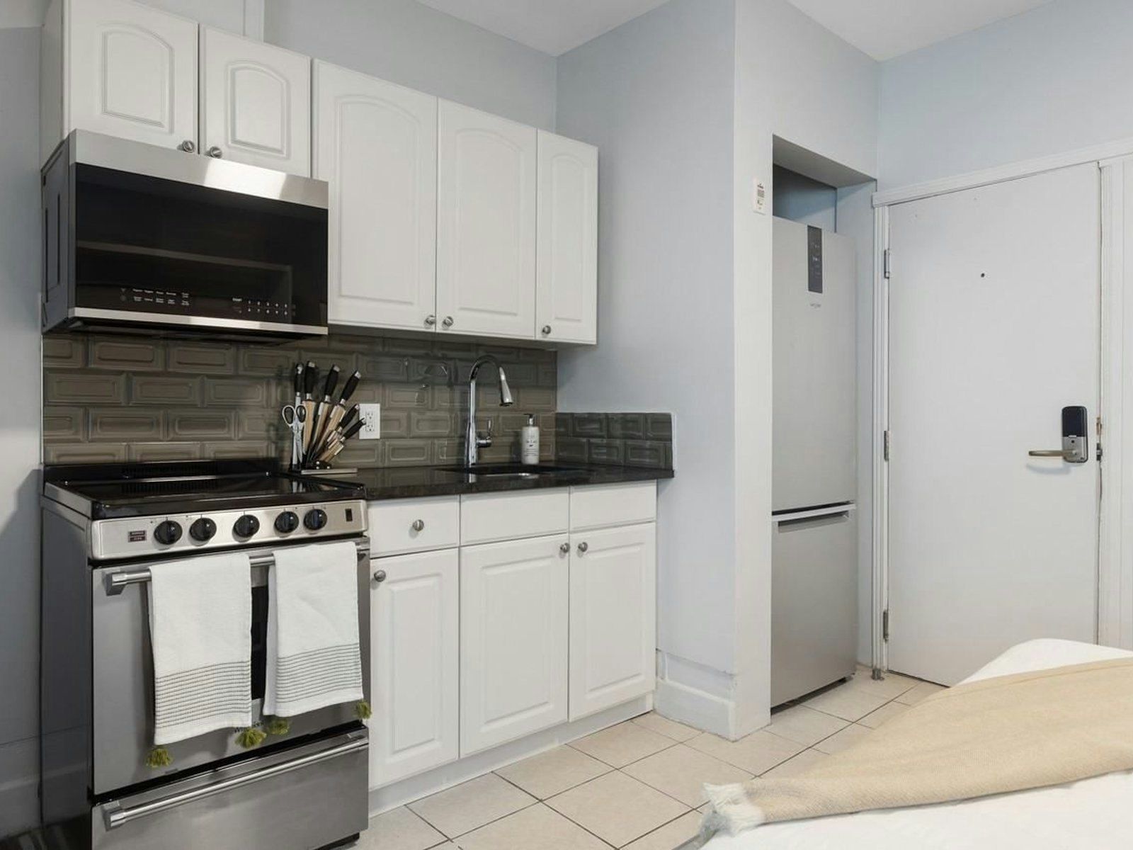 12-360 Friel Street, Ottawa, ON, K1N 7W7 - 5