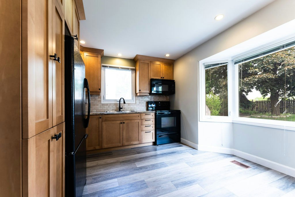 54 Bexhill Drive, London, ON, N6E 1X2 - 8