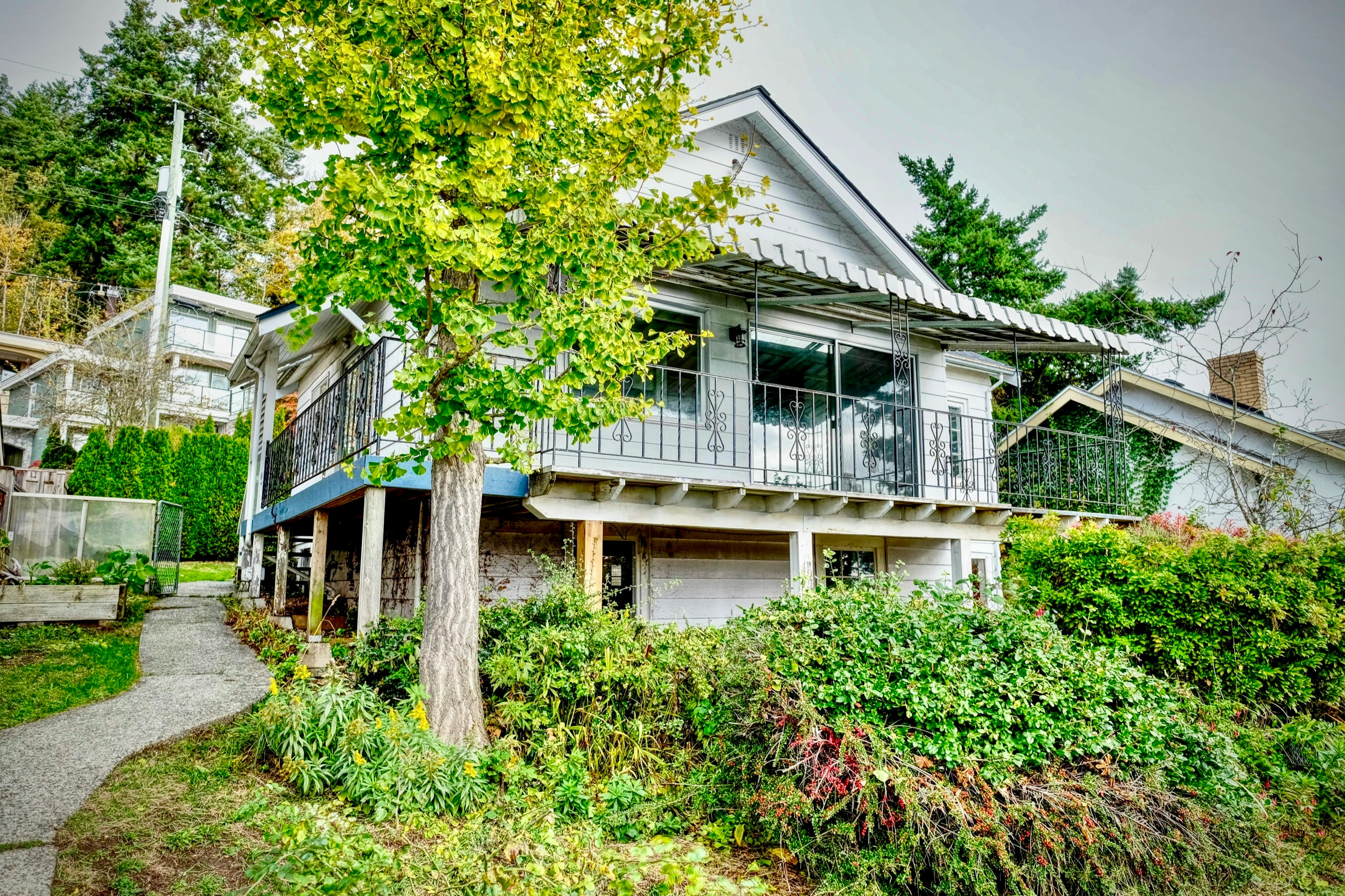 House-14683 West Beach Avenue, Surrey, BC, V4B 2T9