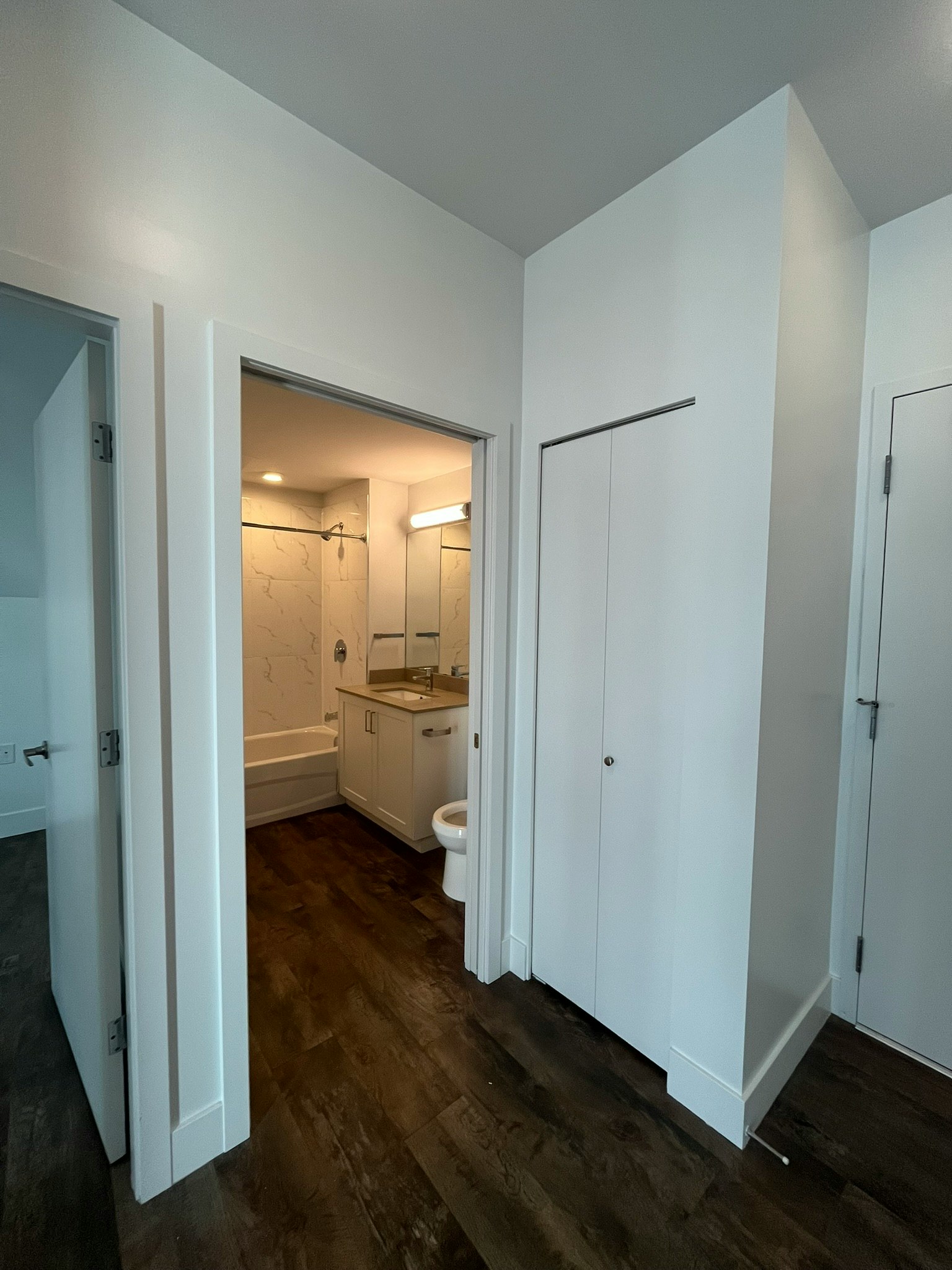33-1539 Comox Street, Vancouver, BC, V6G 1P3 - 9