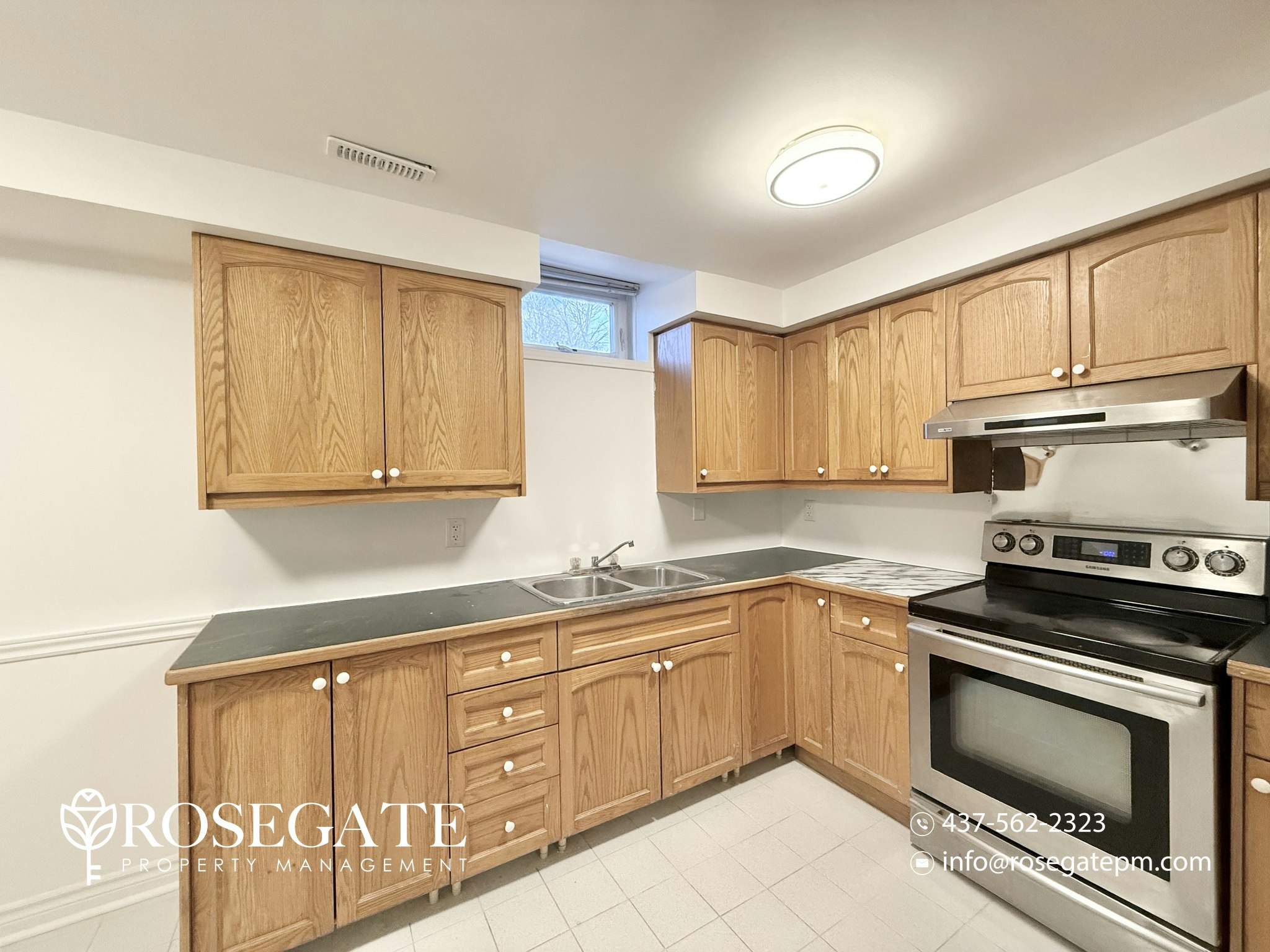 2-18 Lehar Court, Brampton, ON, L6S 5V1 - 3