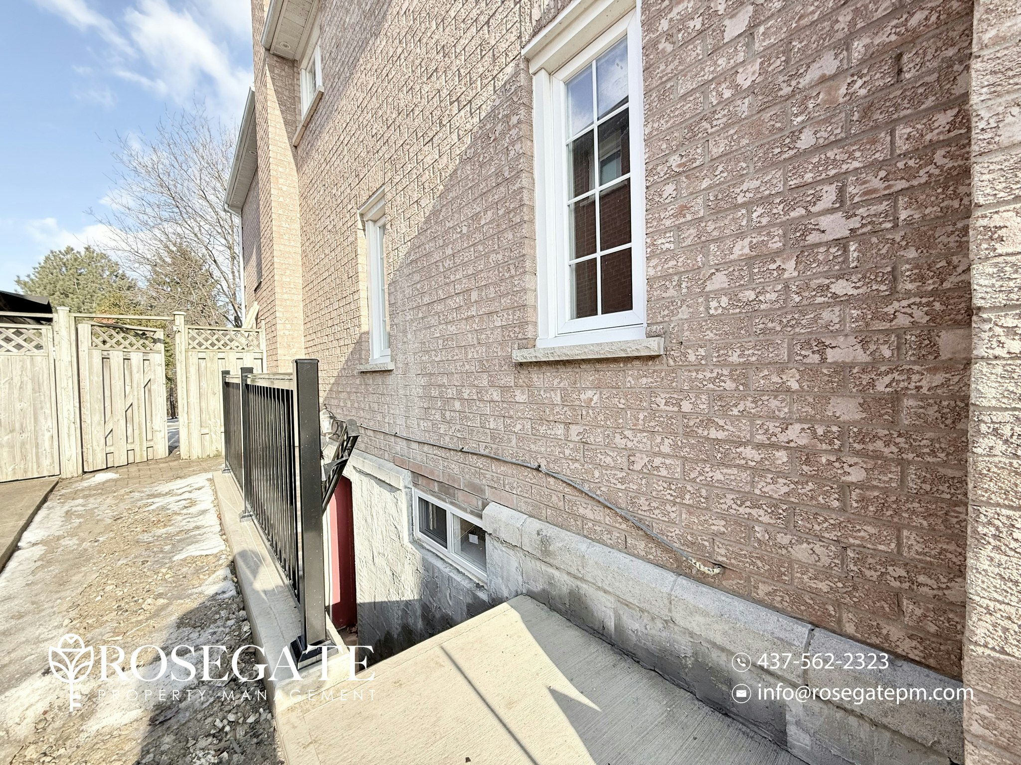 2-18 Lehar Court, Brampton, ON, L6S 5V1 - 19