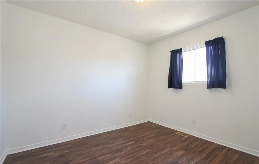 366 Bessie Avenue, Greater Sudbury, ON, P3C 4H5 - 8