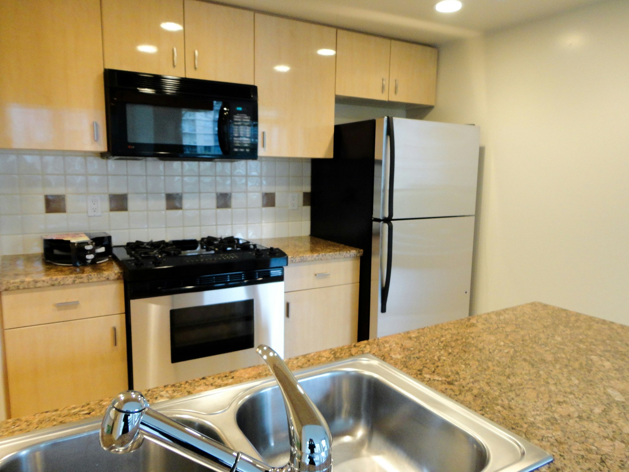 501-1067 Marinaside Crescent, Vancouver, BC, V6Z 2Z5 - 2