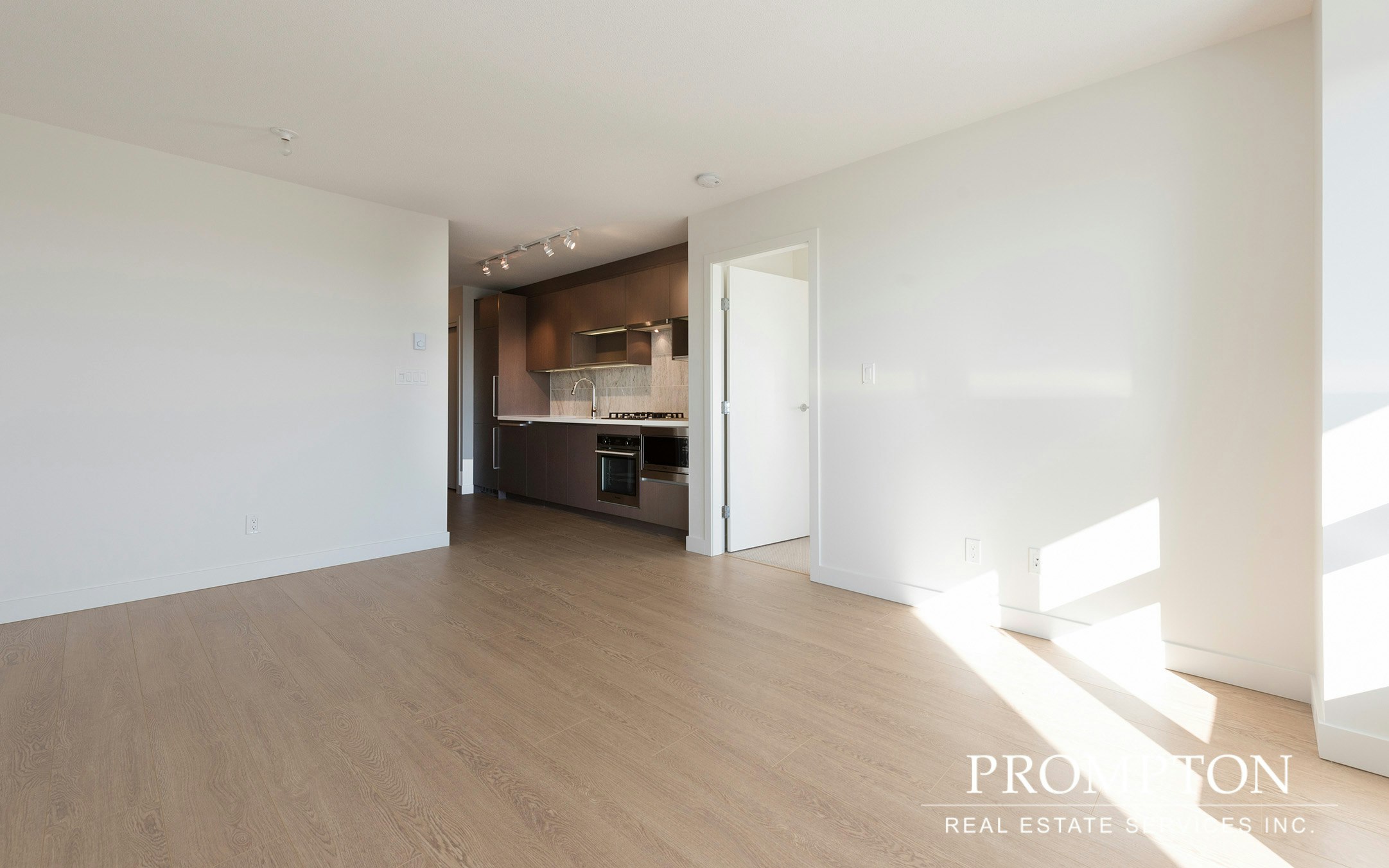 503-13696 100 Avenue, Surrey, BC, V3T 0L5 - 4