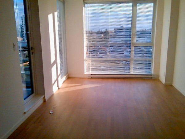 811-7988 Ackroyd Road, Richmond, BC, V6X 0K9 - 4