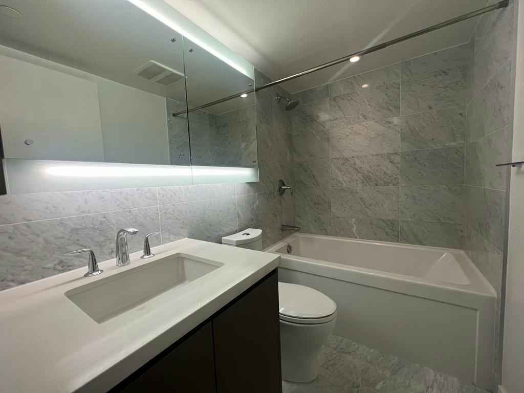 910-13696 100 Avenue, Surrey, BC, V3T 0L5 - 12