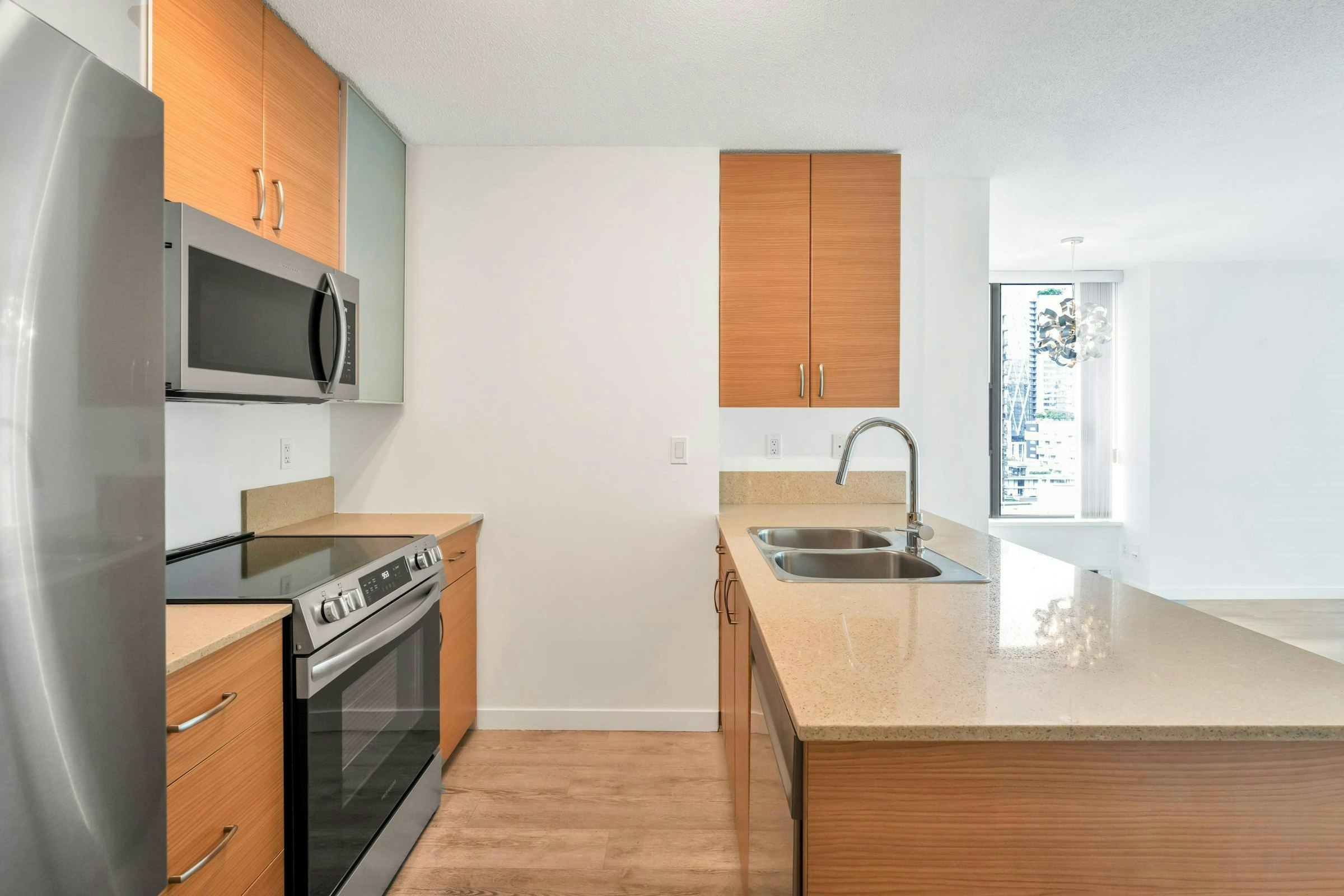 1601-928 Homer Street, Vancouver, BC, V6B 1T7 - 3