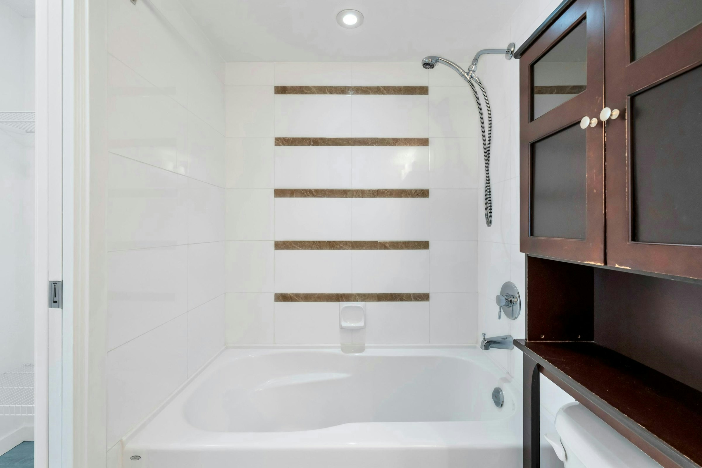 1601-928 Homer Street, Vancouver, BC, V6B 1T7 - 18