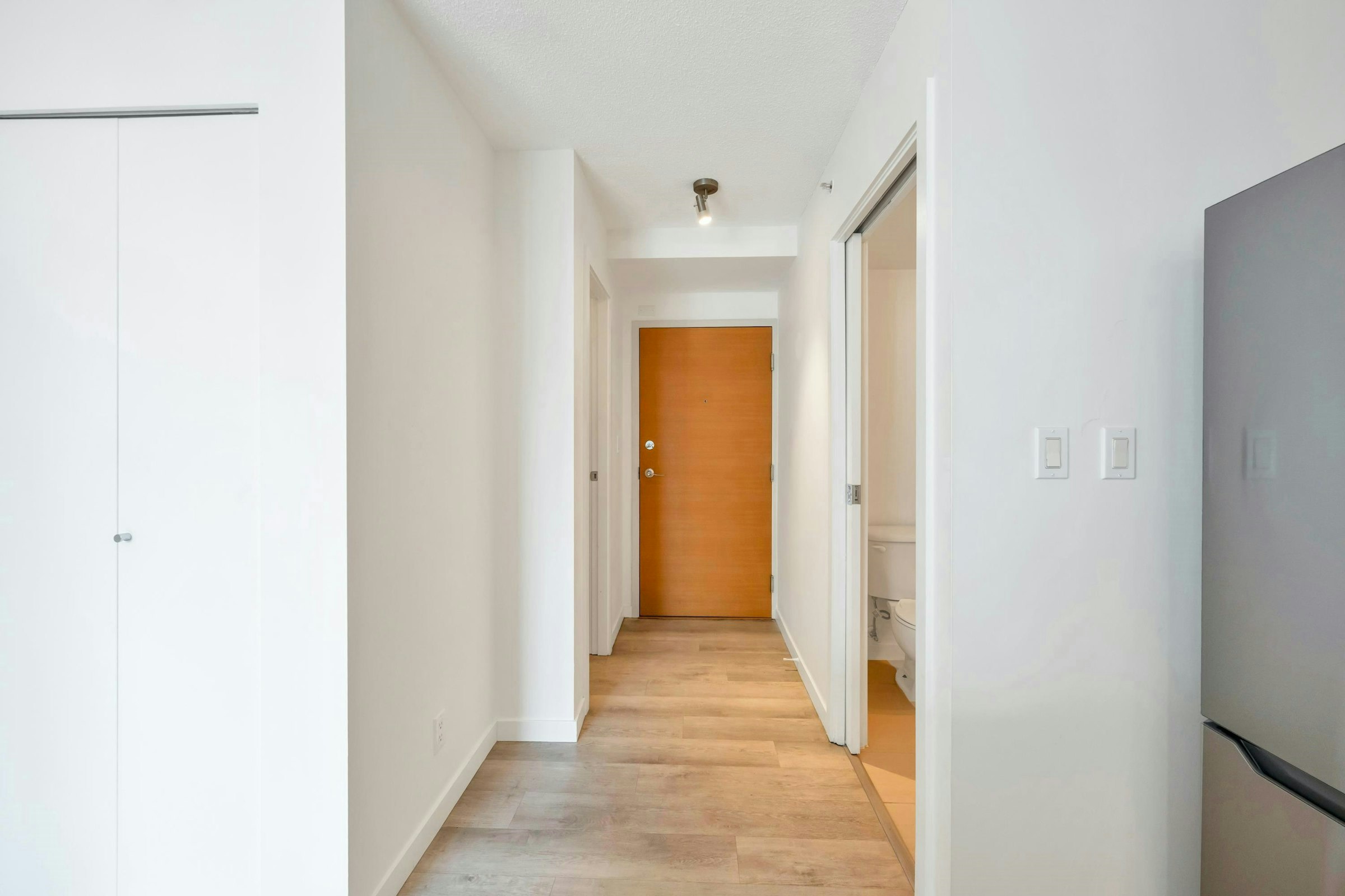 1601-928 Homer Street, Vancouver, BC, V6B 1T7 - 16