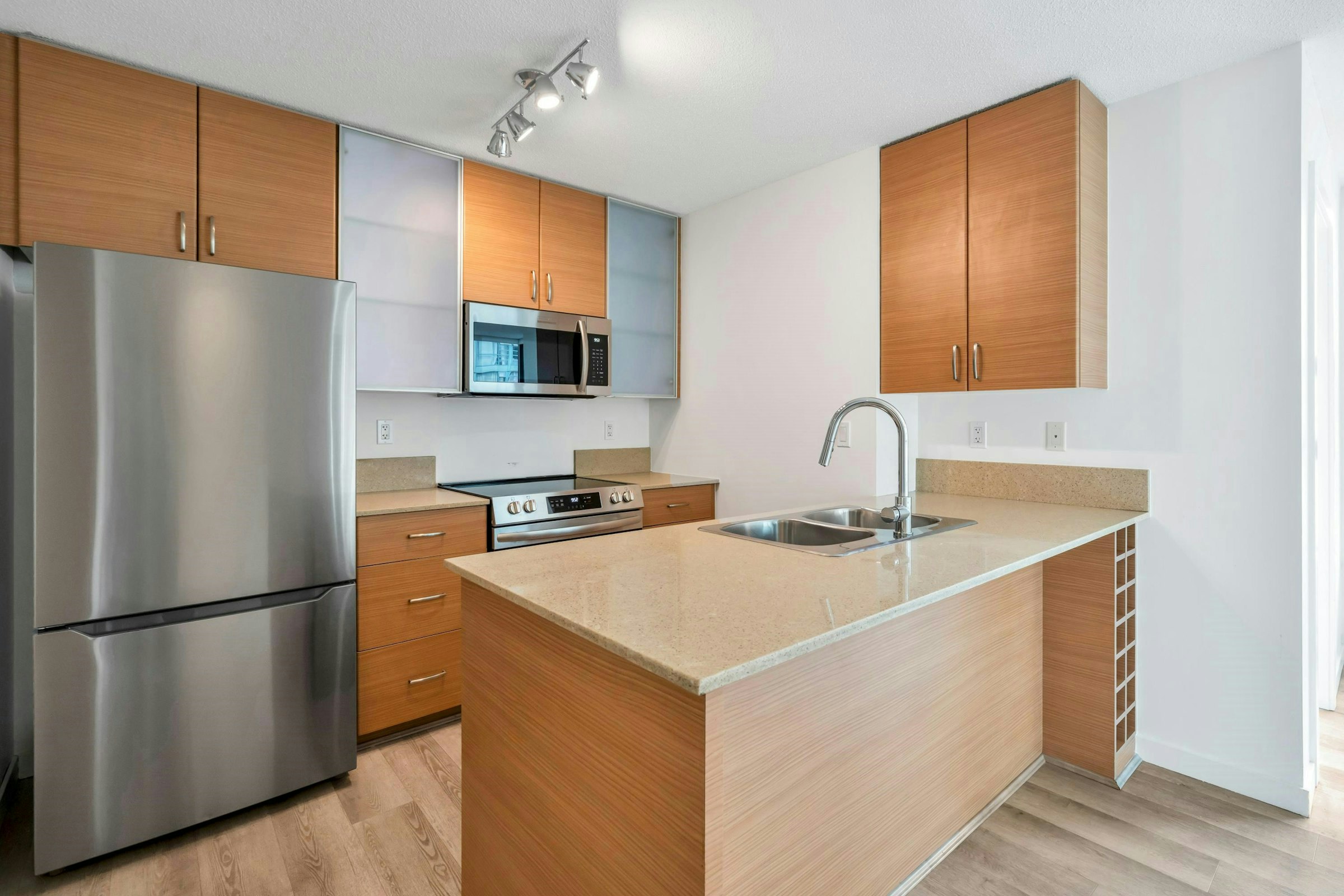 1601-928 Homer Street, Vancouver, BC, V6B 1T7 - 2