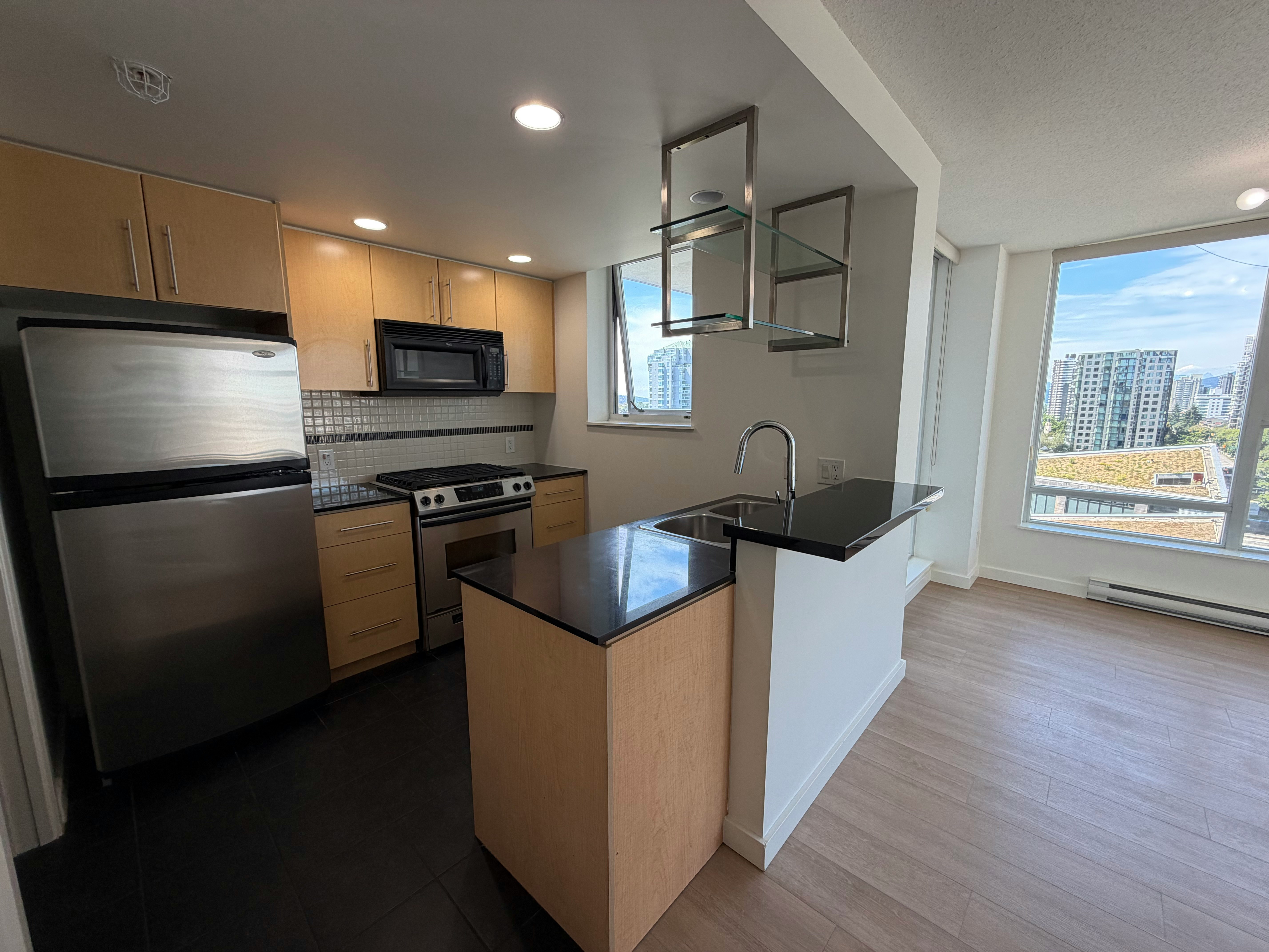 1606-550 Pacific Street, Vancouver, BC, V6Z 3G2 - 2