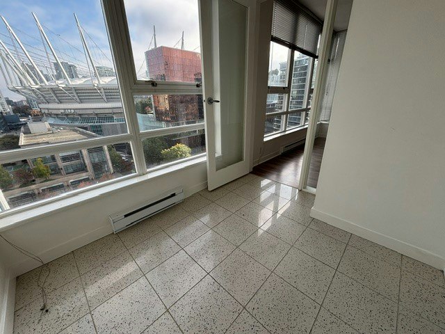 1707-939 Expo Boulevard, Vancouver, BC, V6Z 2W1 - 12