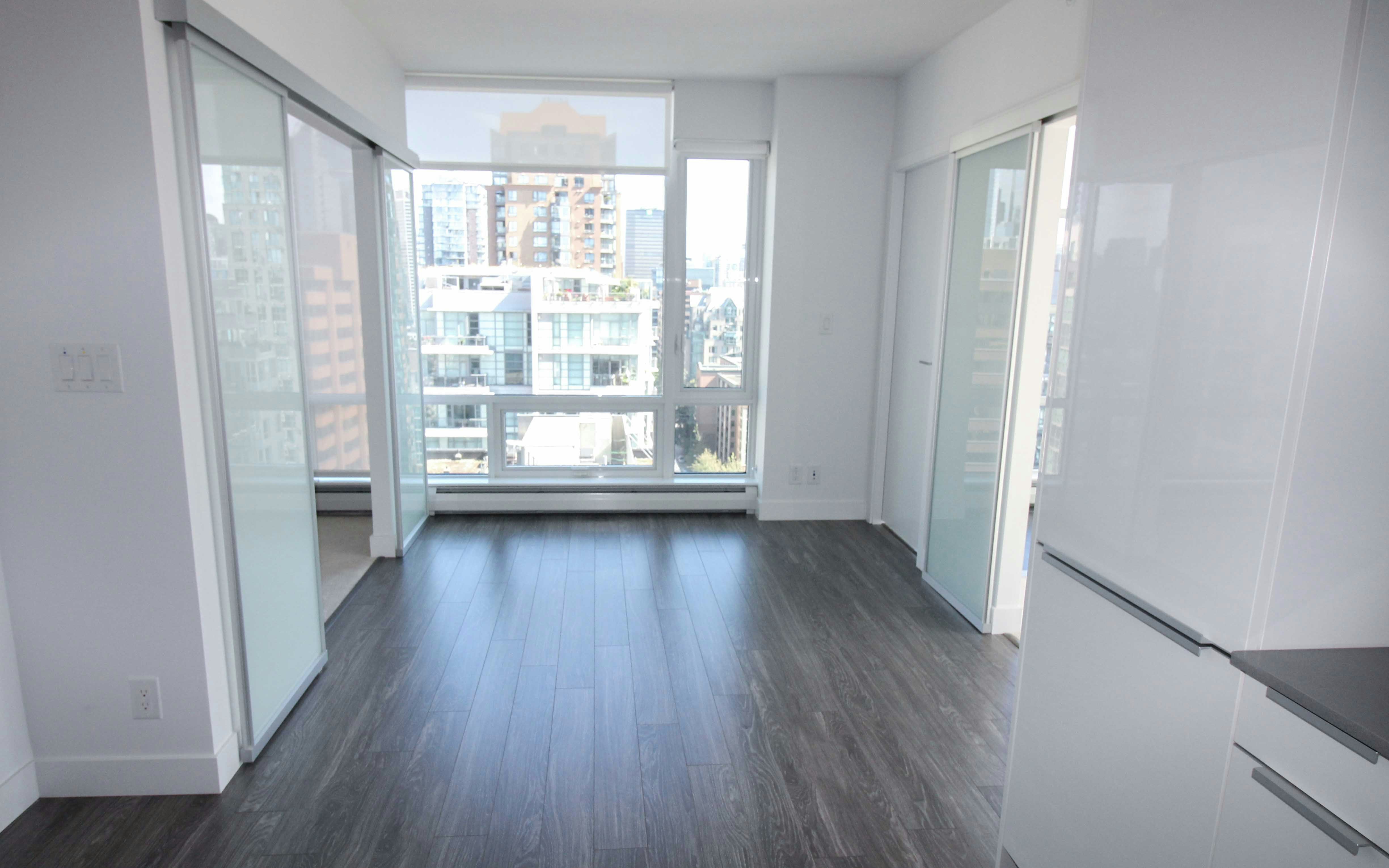 2004-1283 Howe Street, Vancouver, BC, V6Z 0E3 4