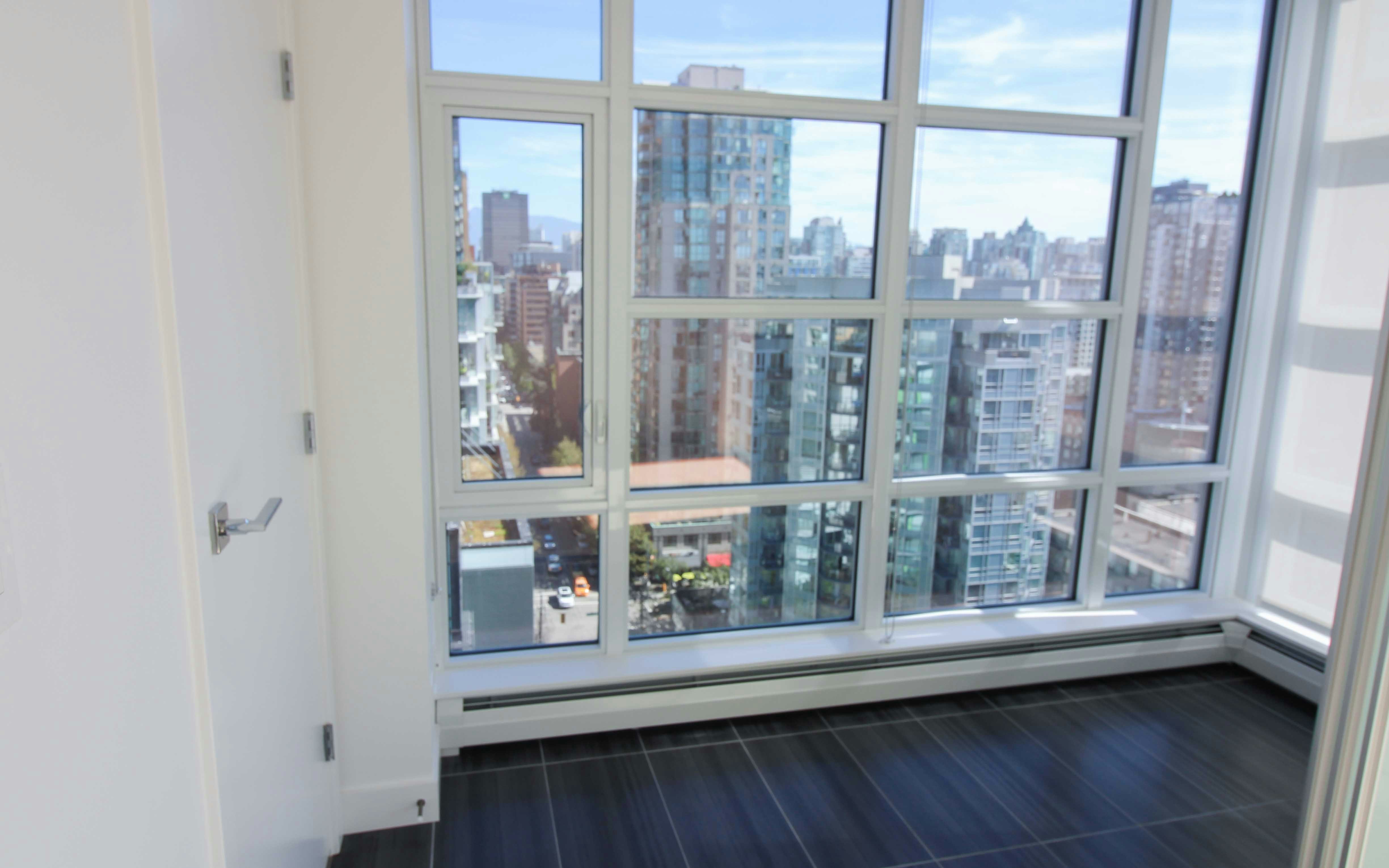 2004-1283 Howe Street, Vancouver, BC, V6Z 0E3 5