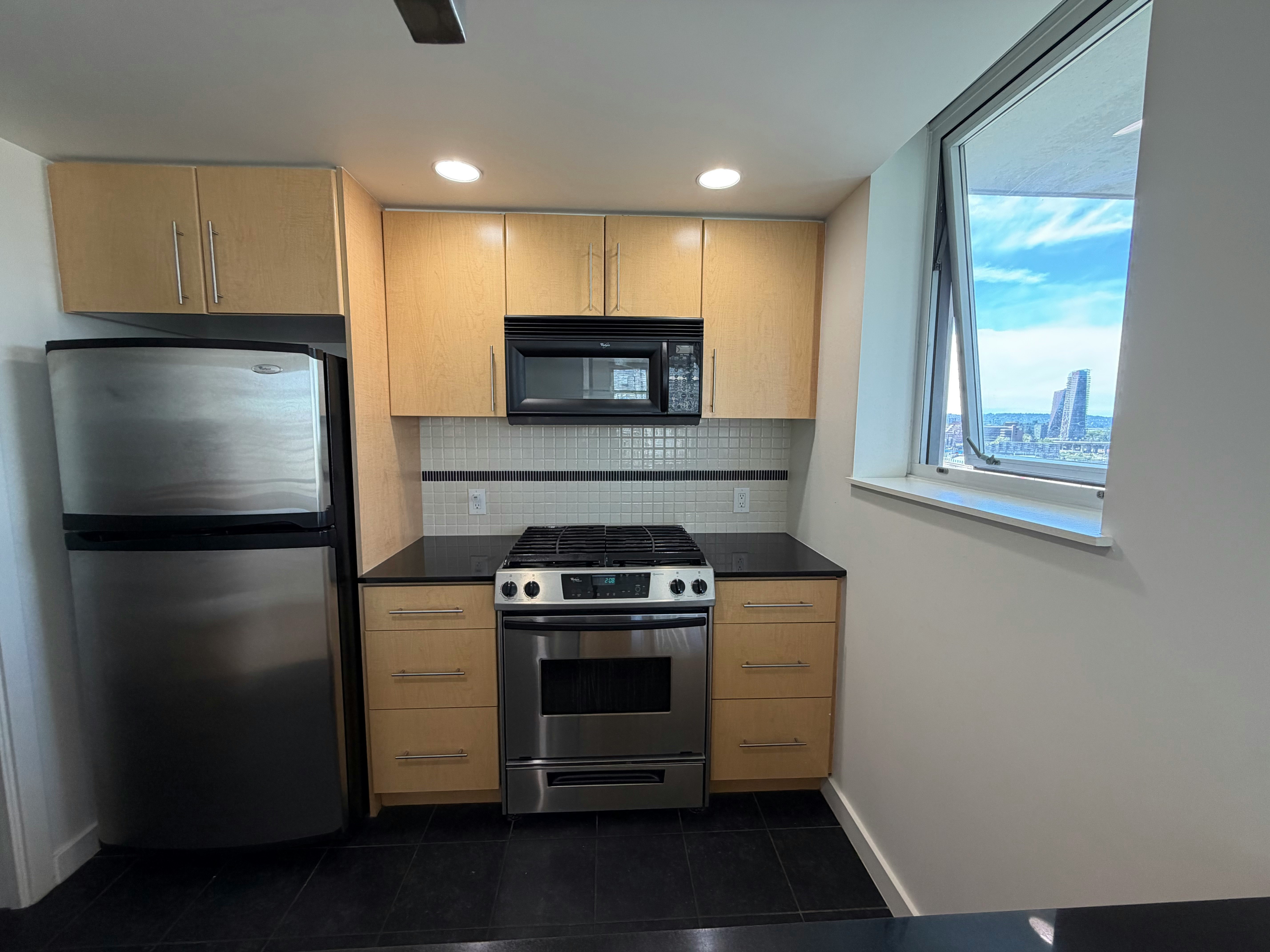 2006-550 Pacific Street, Vancouver, BC, V6Z 3G2 - 2