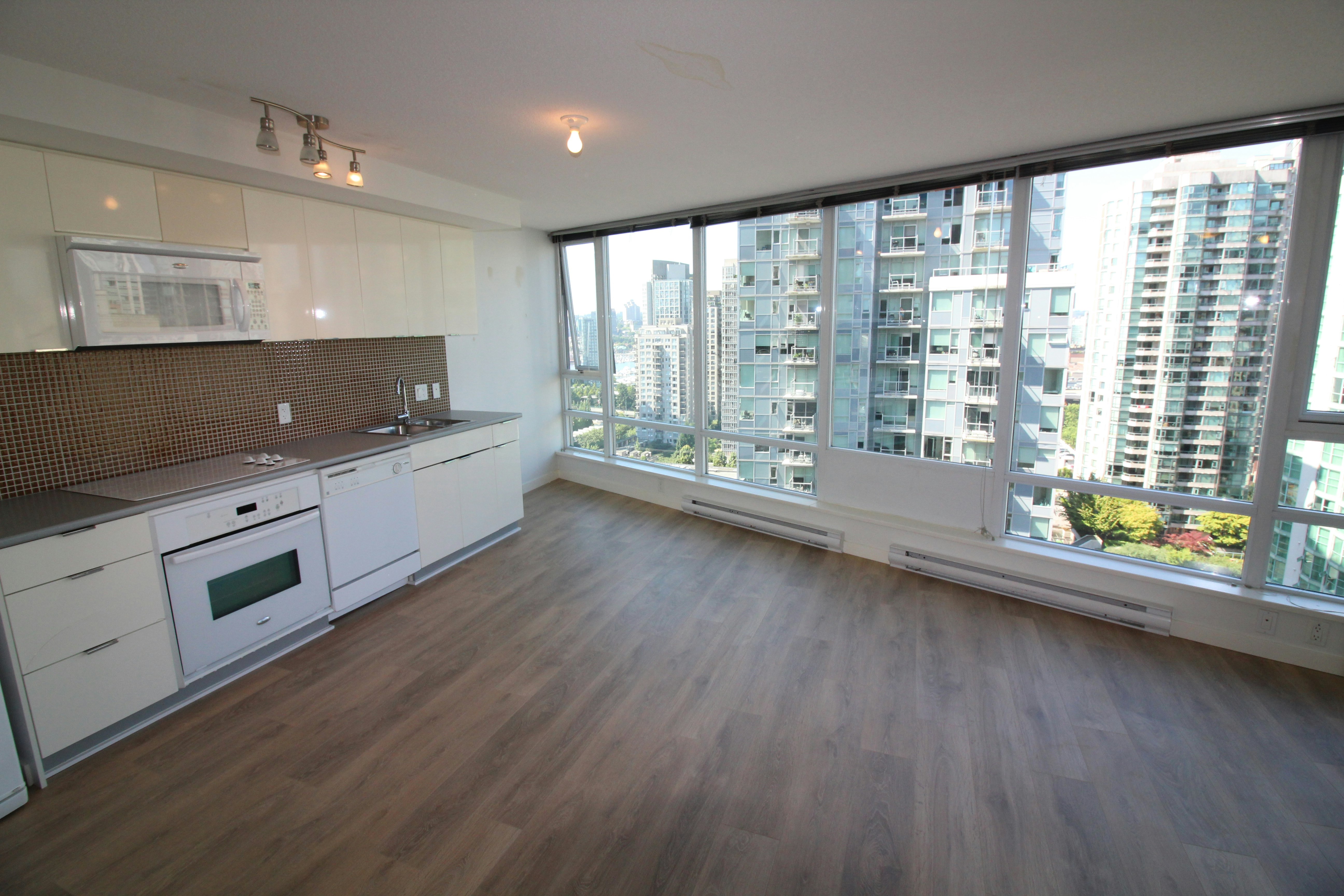2009-233 Robson Street, Vancouver, BC, V6B 0E7 - 2