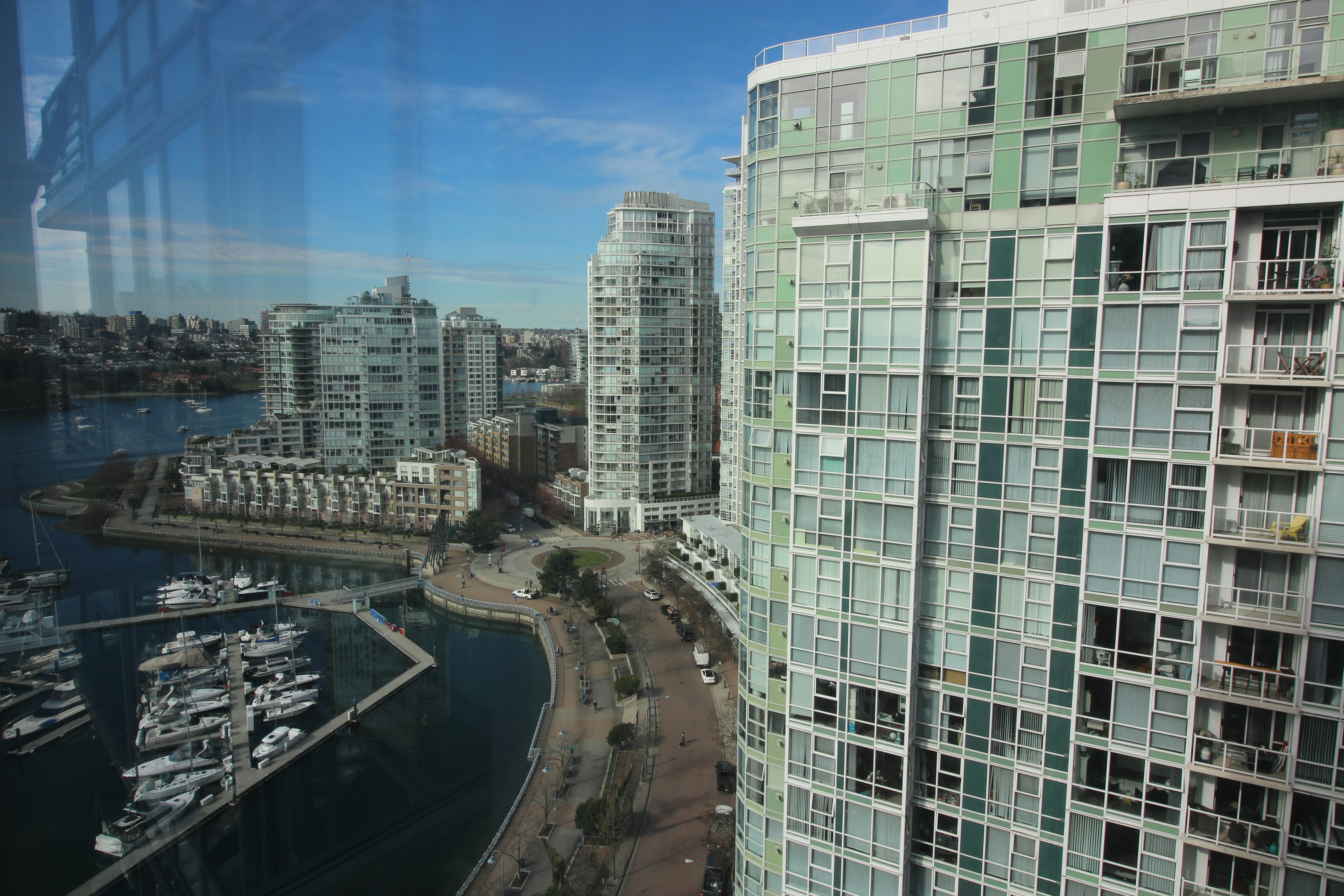 2305-1067 Marinaside Crescent, Vancouver, BC, V6Z 2Z5 - 11