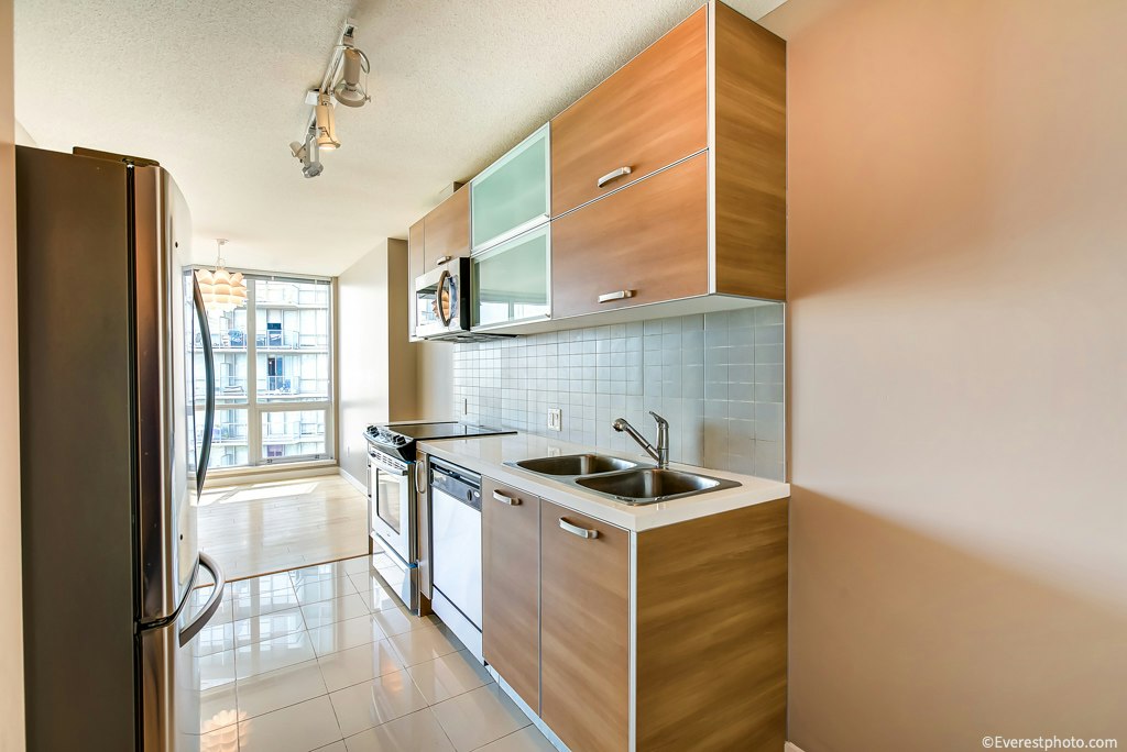 3101-9981 Whalley Boulevard, Surrey, BC, V3T 0G6 - 3