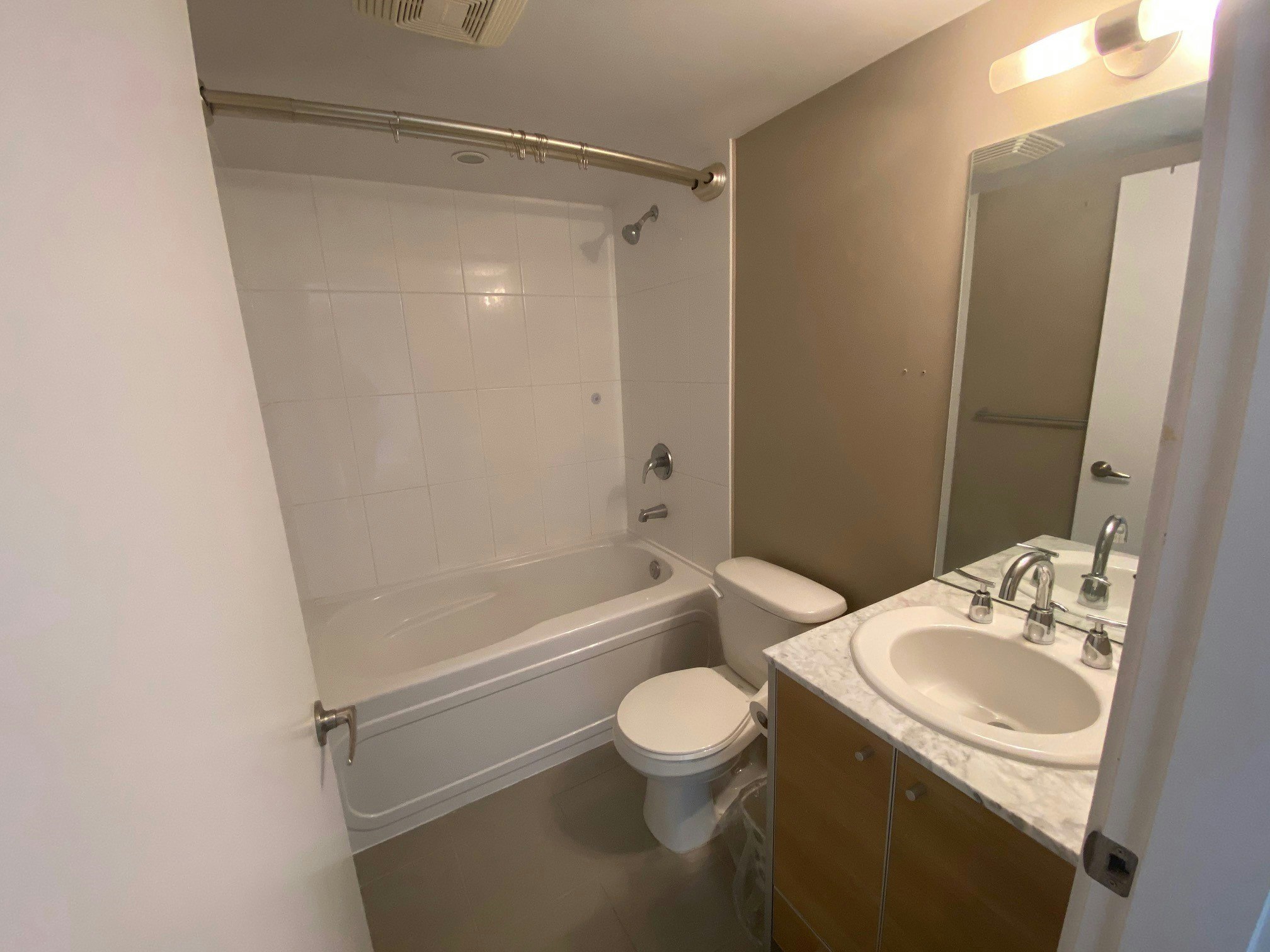 3403-9981 Whalley Boulevard, Surrey, BC, V3T 0G6 - 10