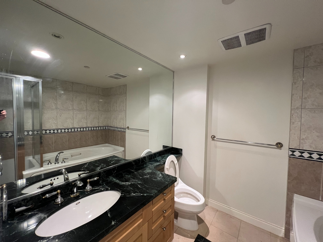 116-118 Drake Street, Vancouver, BC, V6Z 2X1 - 11