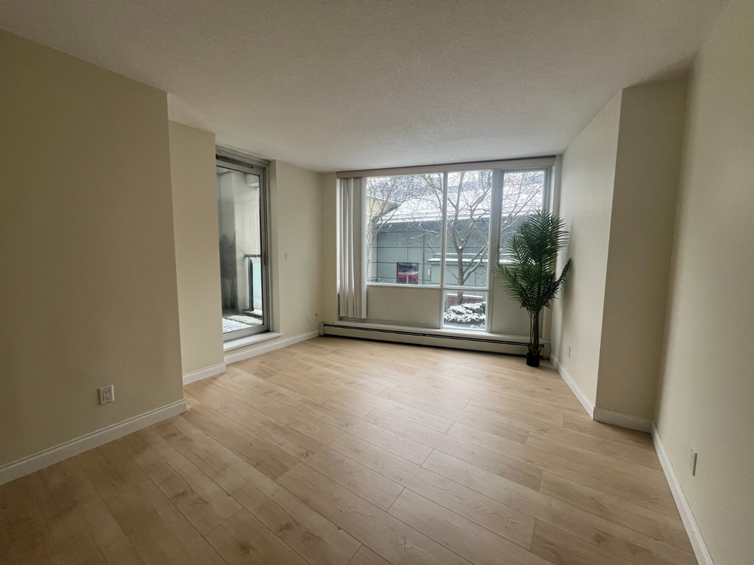 116-118 Drake Street, Vancouver, BC, V6Z 2X1 - 10