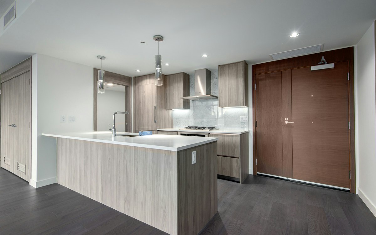 2219-89 Nelson Street, Vancouver, BC, V6Z 0E7 2