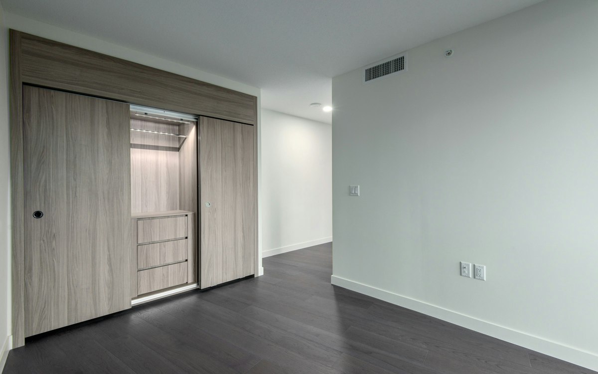 2219-89 Nelson Street, Vancouver, BC, V6Z 0E7 - 11