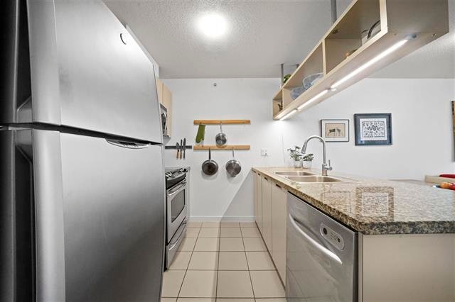 701-1082 Seymour Street, Vancouver, BC, V6B 1X9 - 2