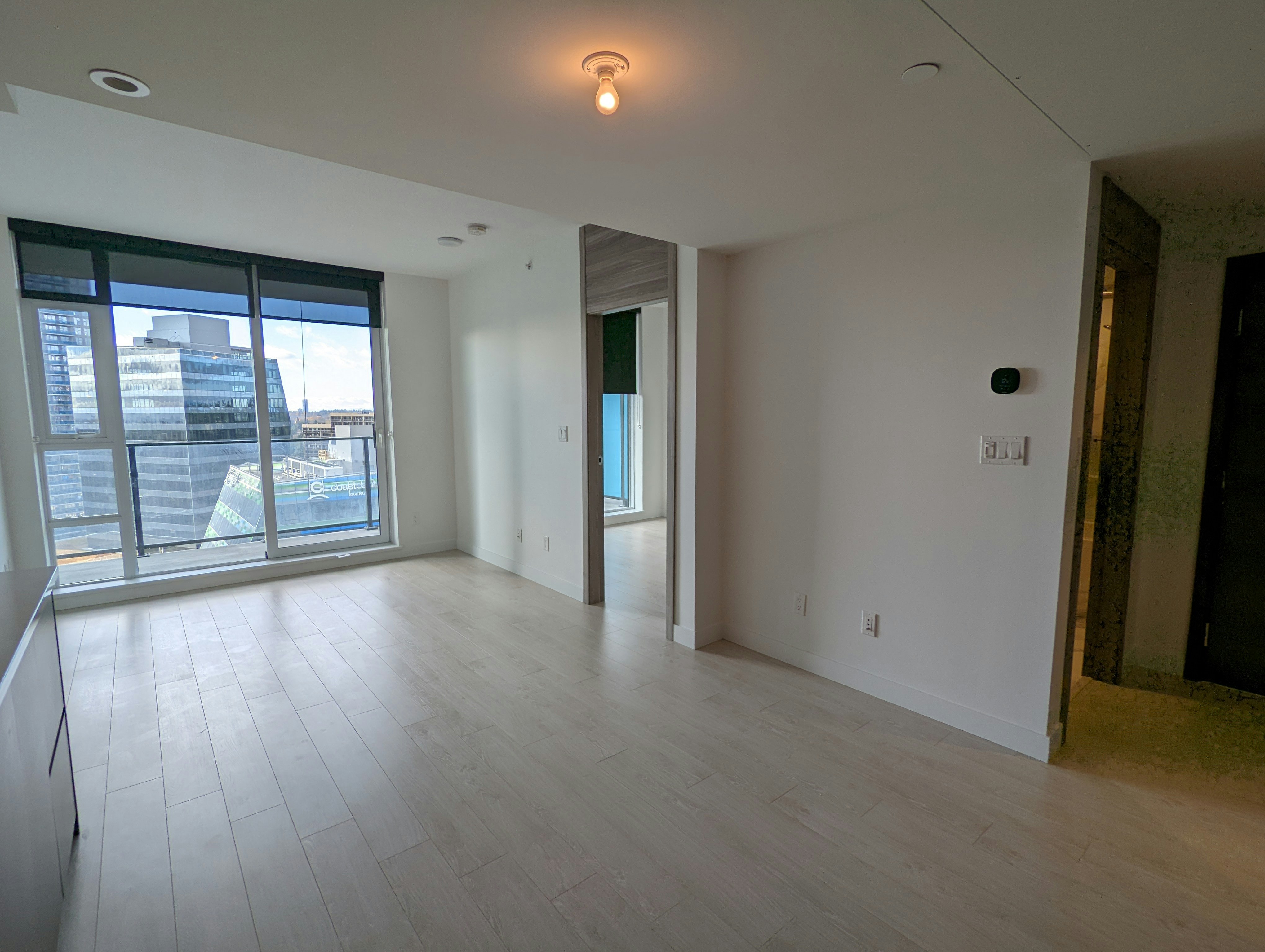 1701-9887 Whalley Boulevard, Surrey, BC, V3T 0P4 - 8