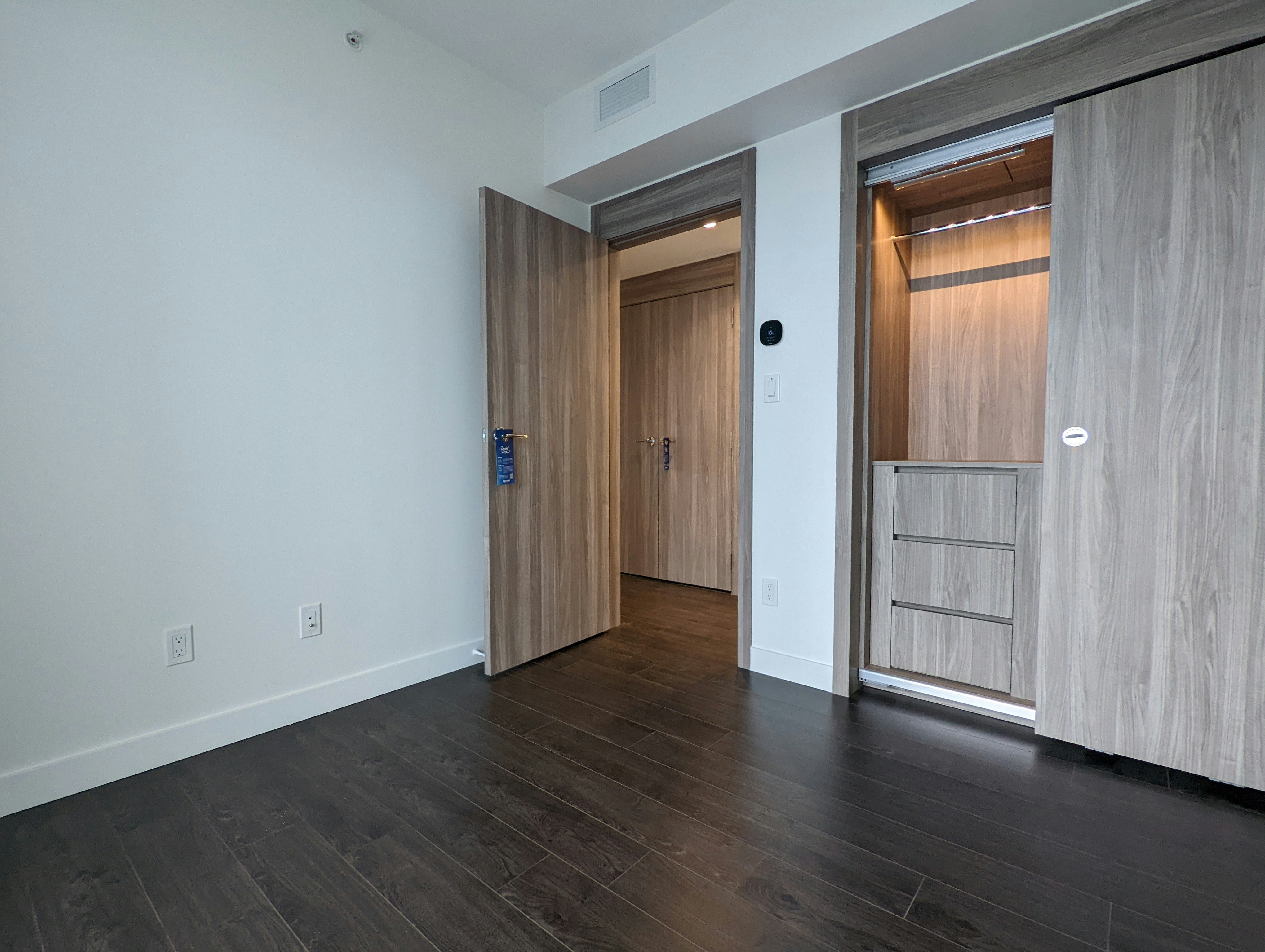2407-9887 Whalley Boulevard, Surrey, BC, V3T 0P4 - 8