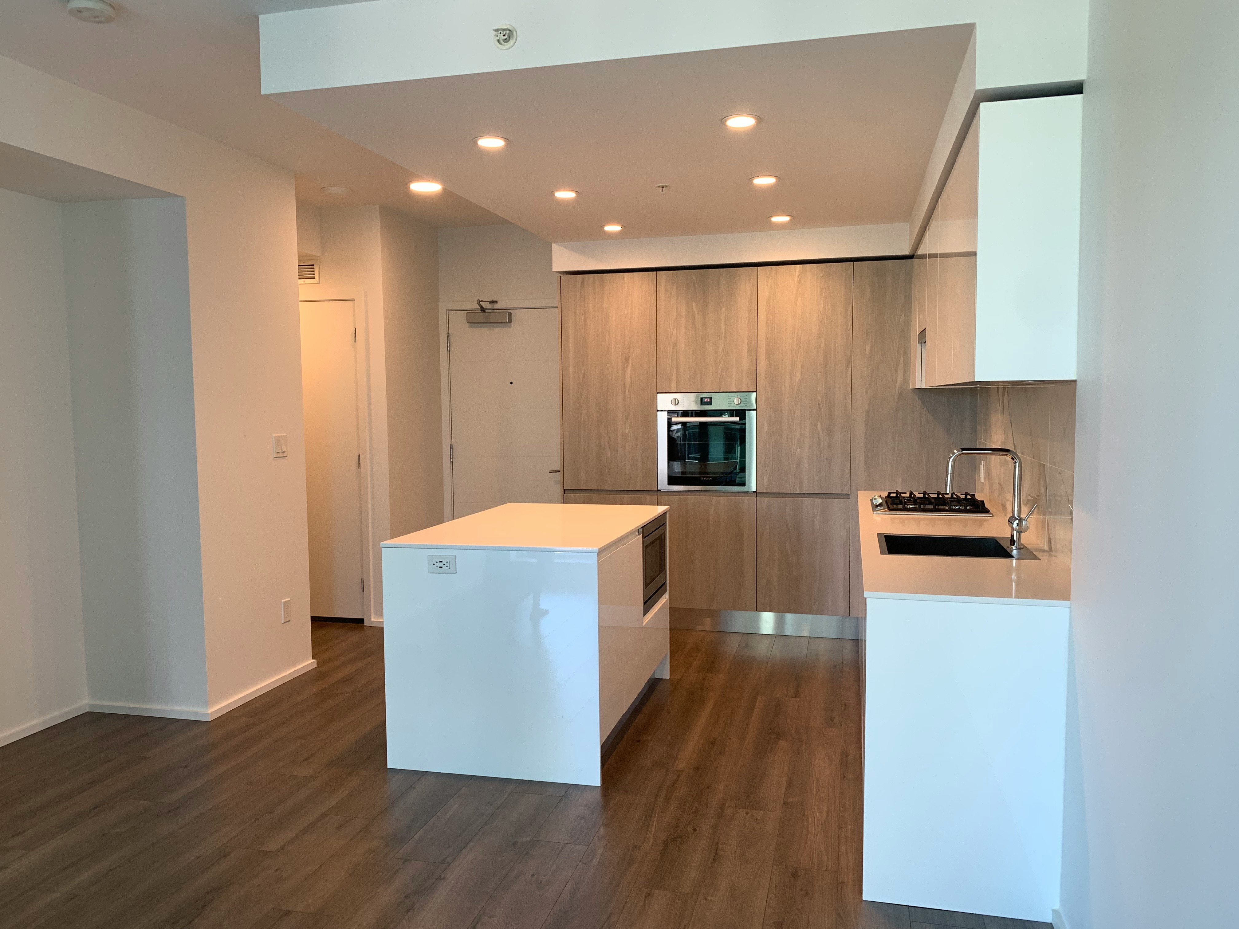 2003-3888 Evergreen Place, Burnaby, BC, V3J 0M3 - 4