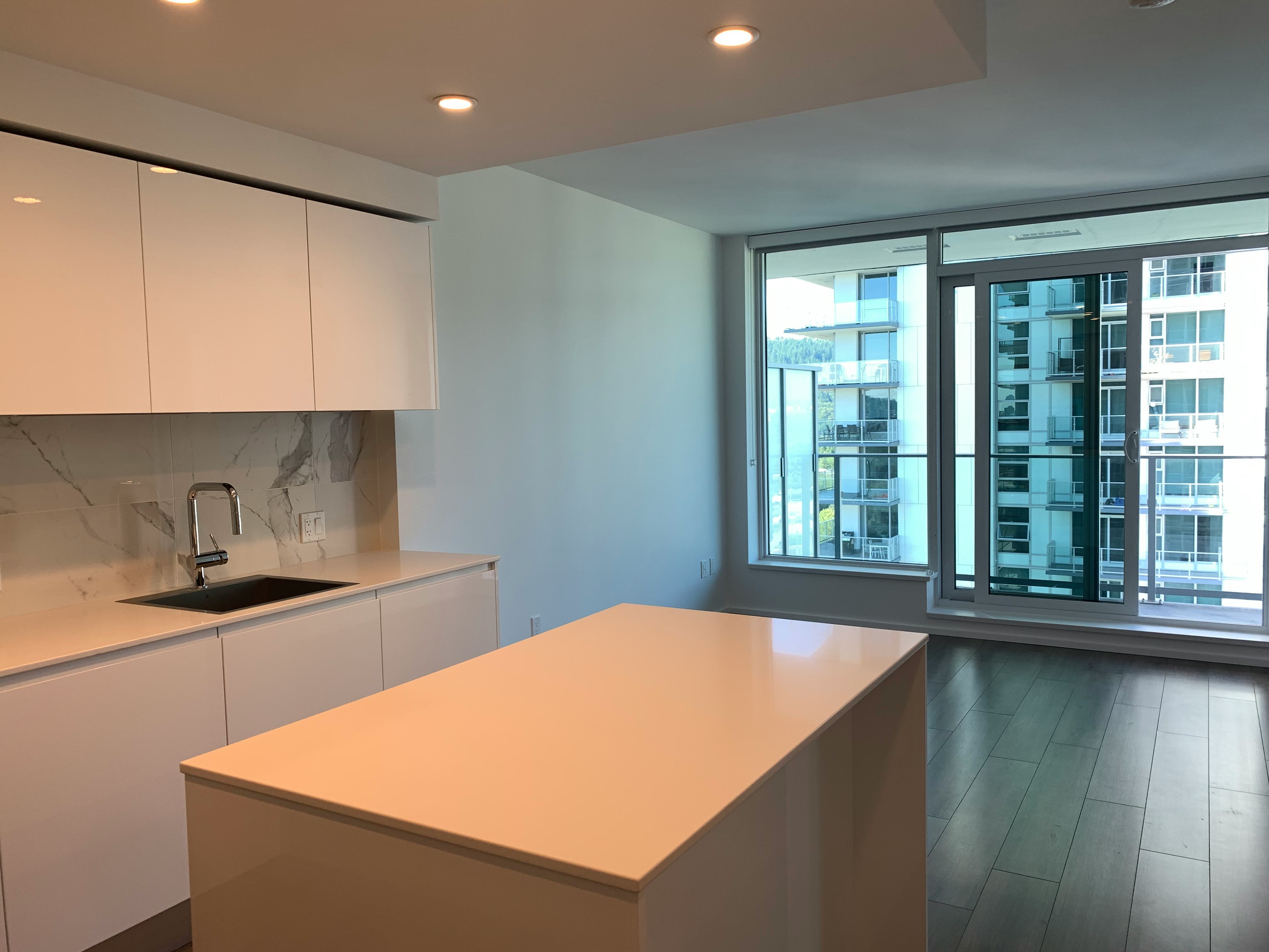2003-3888 Evergreen Place, Burnaby, BC, V3J 0M3 - 2