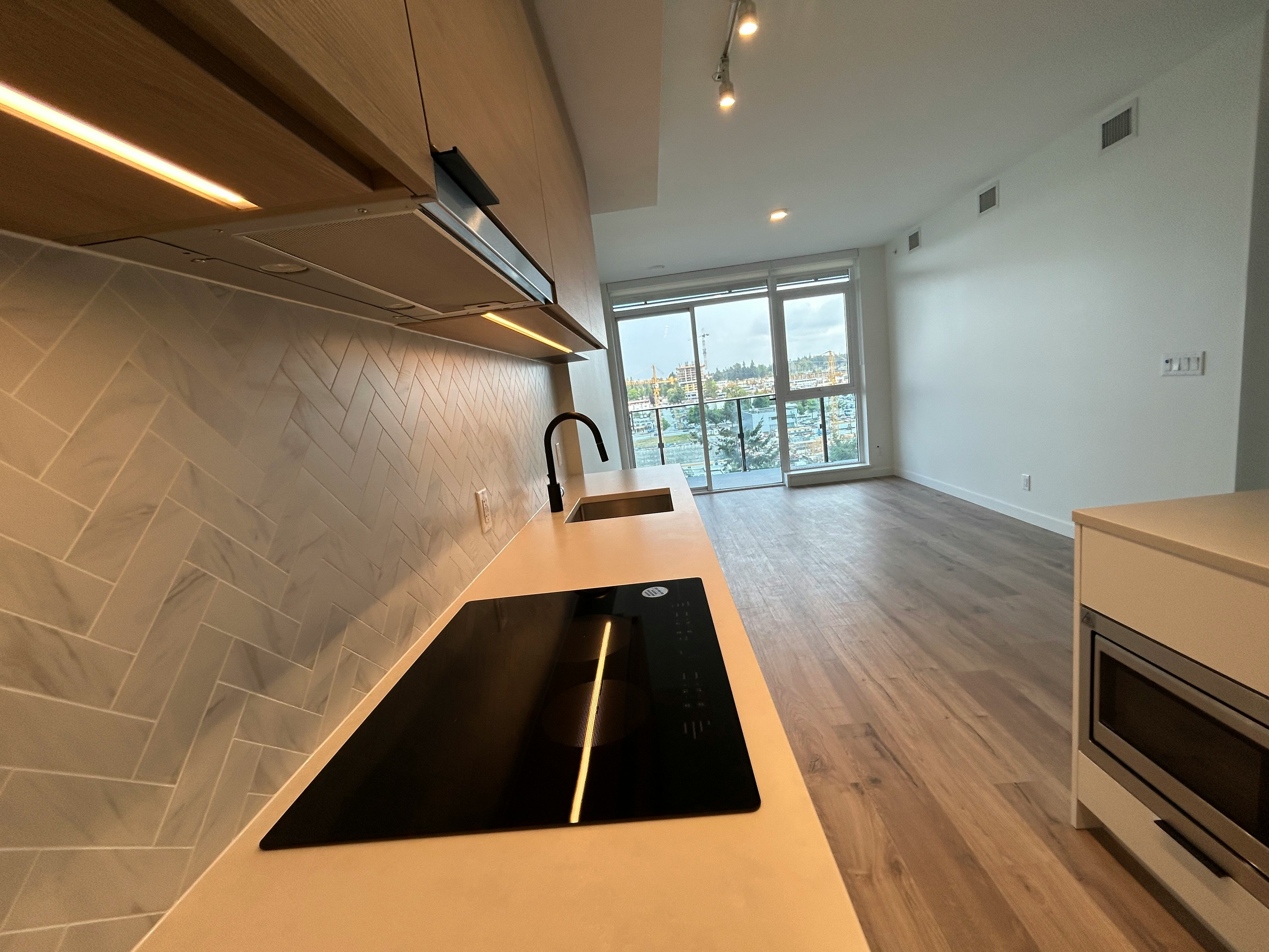 1106-13428 105 Avenue, Surrey, BC, V3T 0S6 - 6