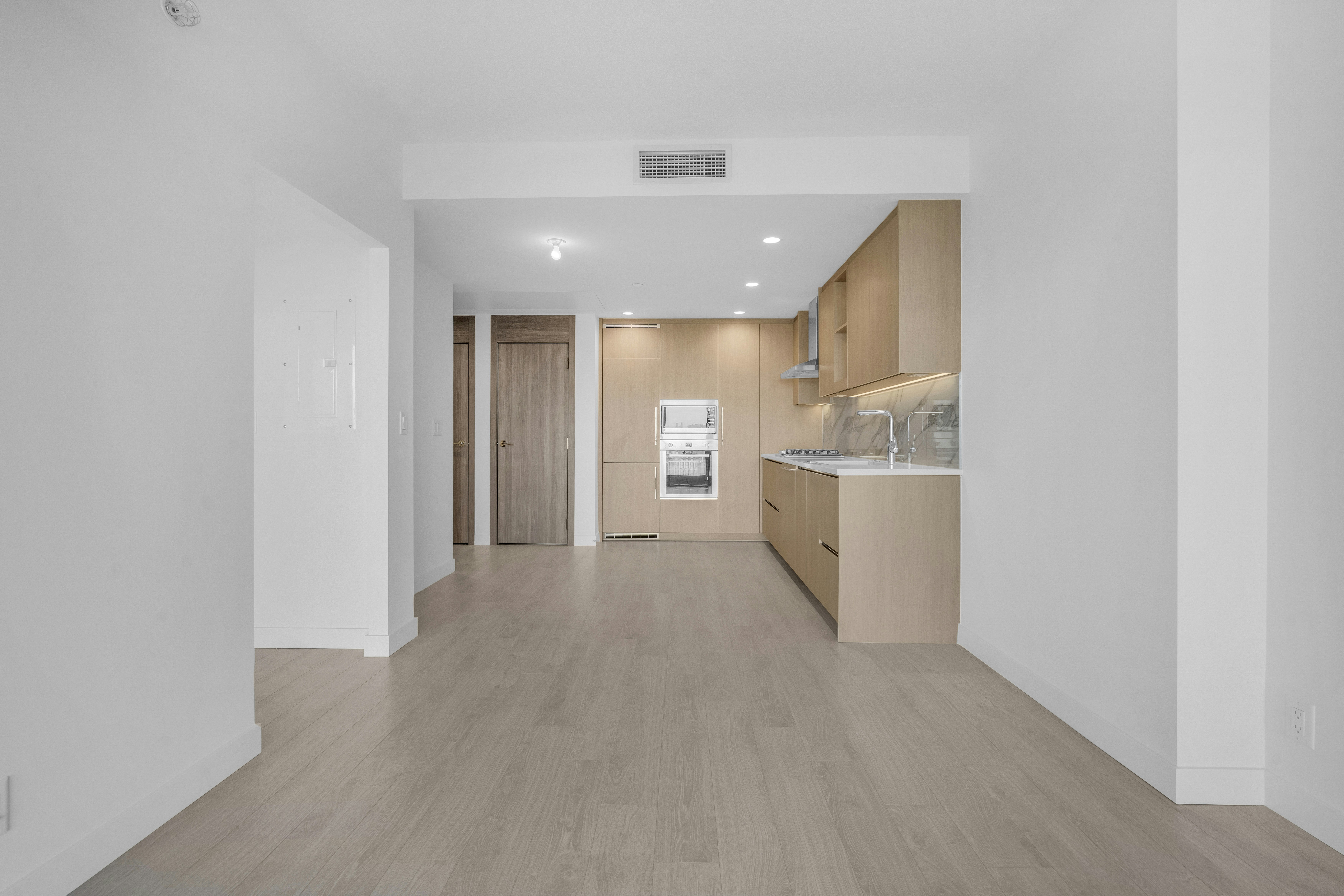 801-4880 Lougheed Highway, Burnaby, BC, V5C 5N1 - 6