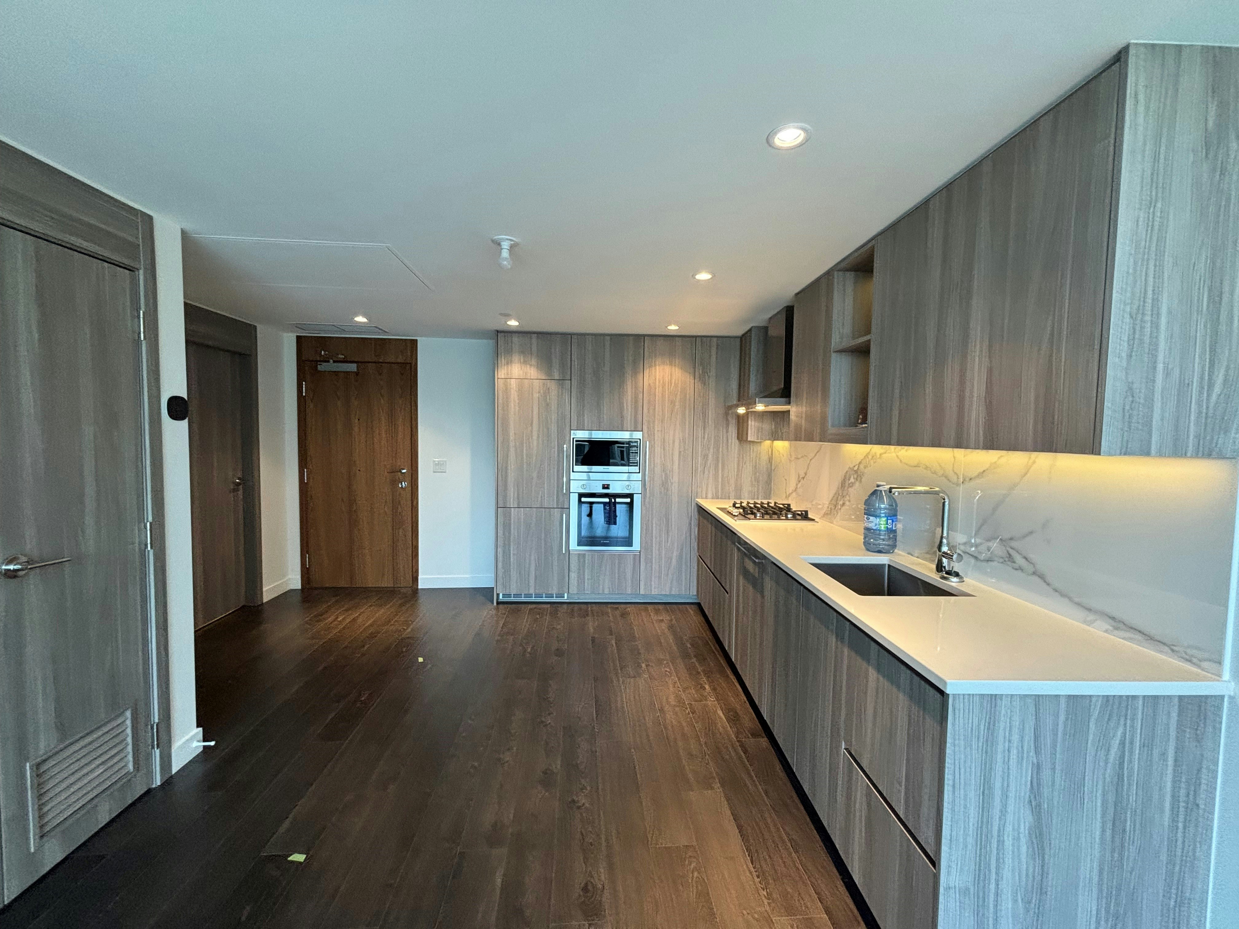 1289-8671 Hazelbridge Way, Richmond, BC, V6X 0W9 - 3