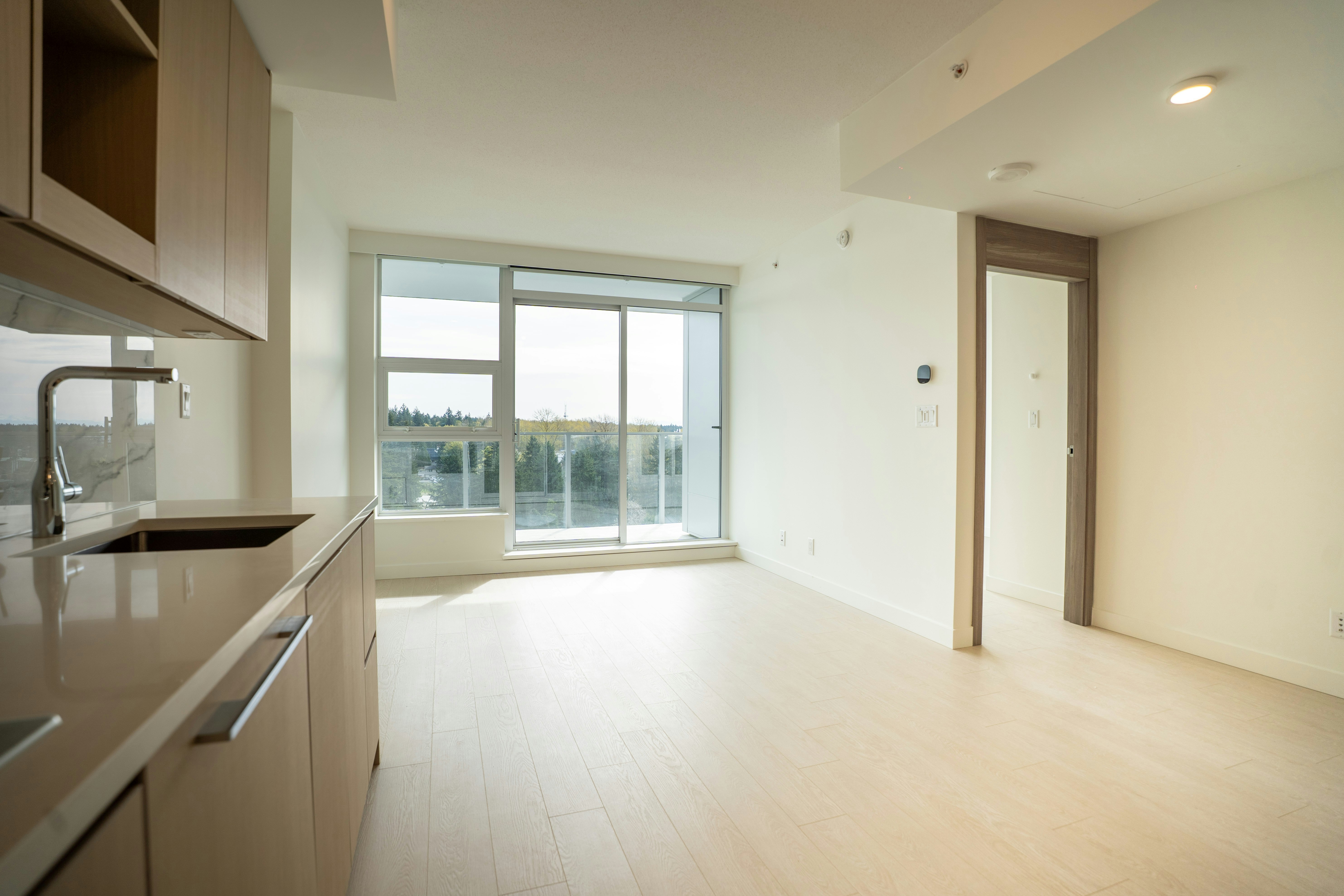 2508-13778 100 Avenue, Surrey, BC, V3T 0V3 - 5