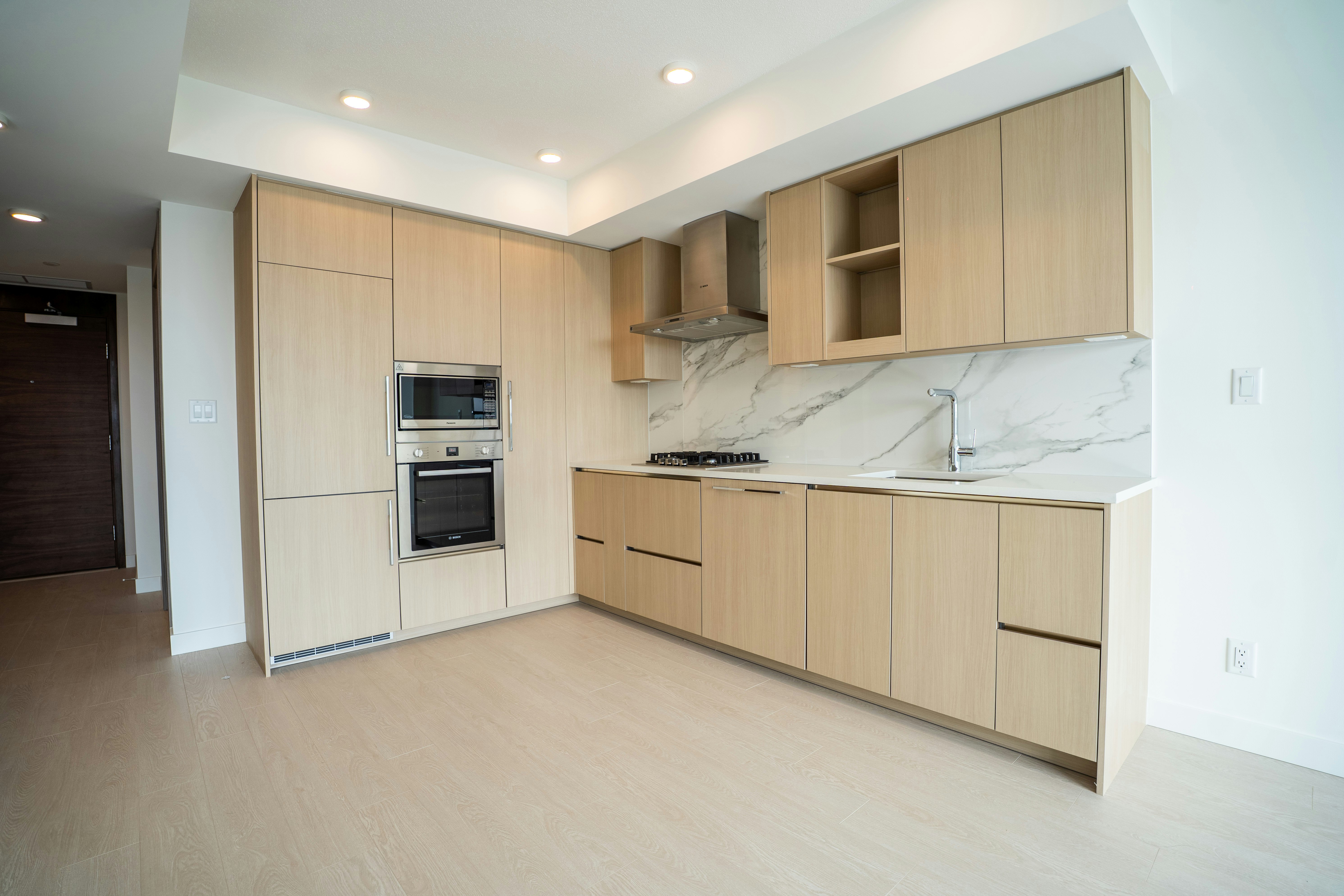 2508-13778 100 Avenue, Surrey, BC, V3T 0V3 - 4