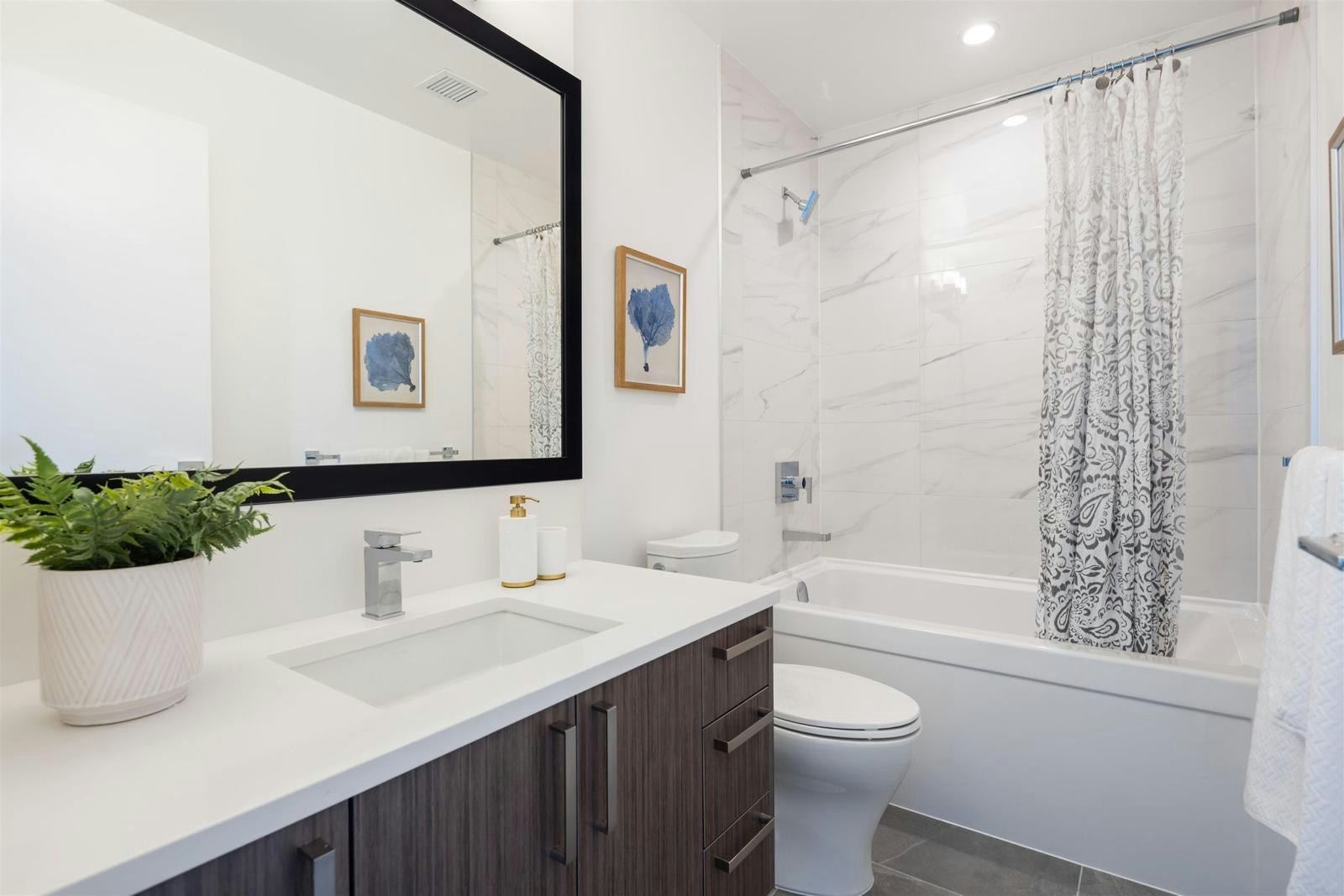 4002-13350 Central Avenue, Surrey, BC, V3T 0S1 - 11