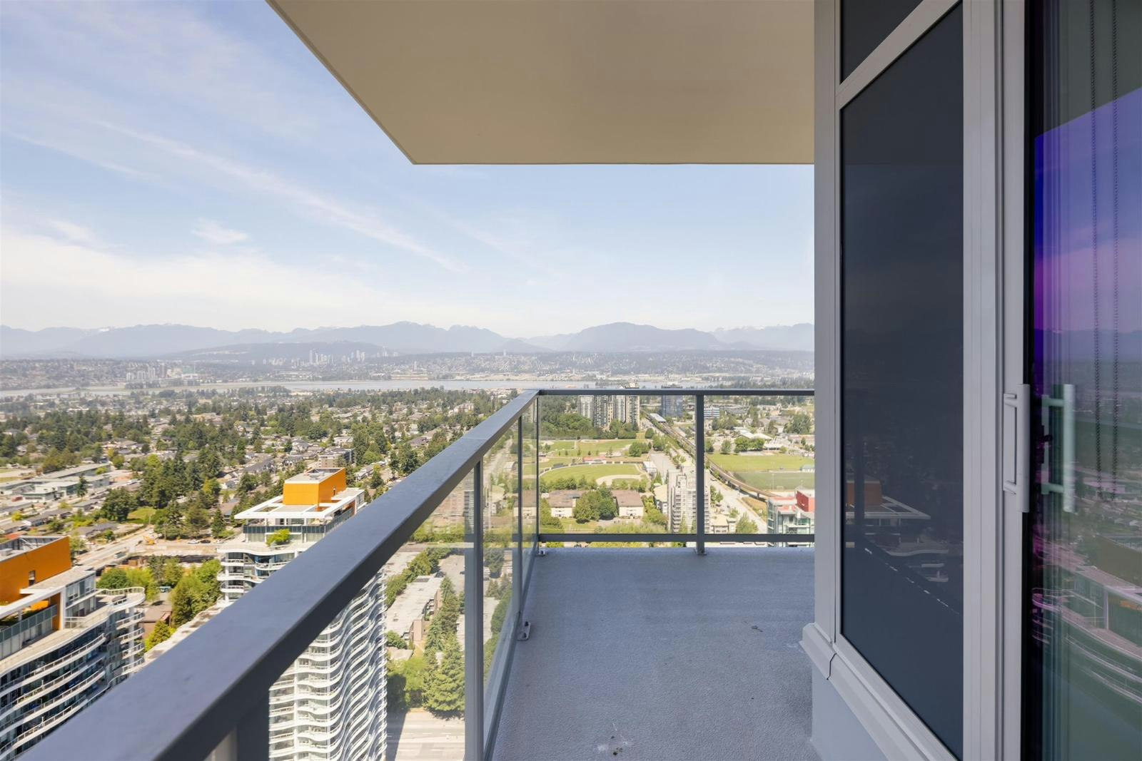 4002-13350 Central Avenue, Surrey, BC, V3T 0S1 - 16