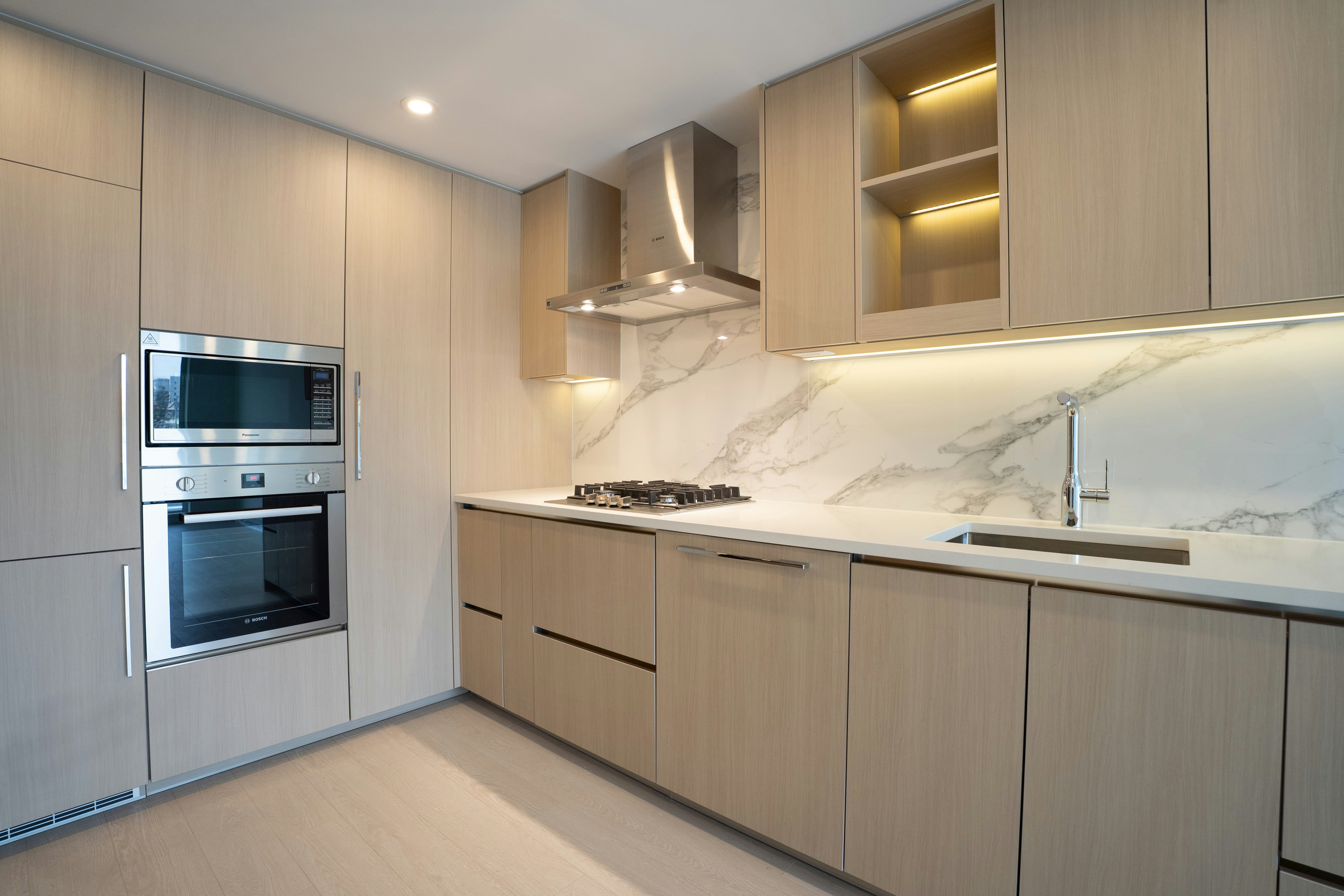2203-13778 100 Avenue, Surrey, BC, V3T 0V3 - 3