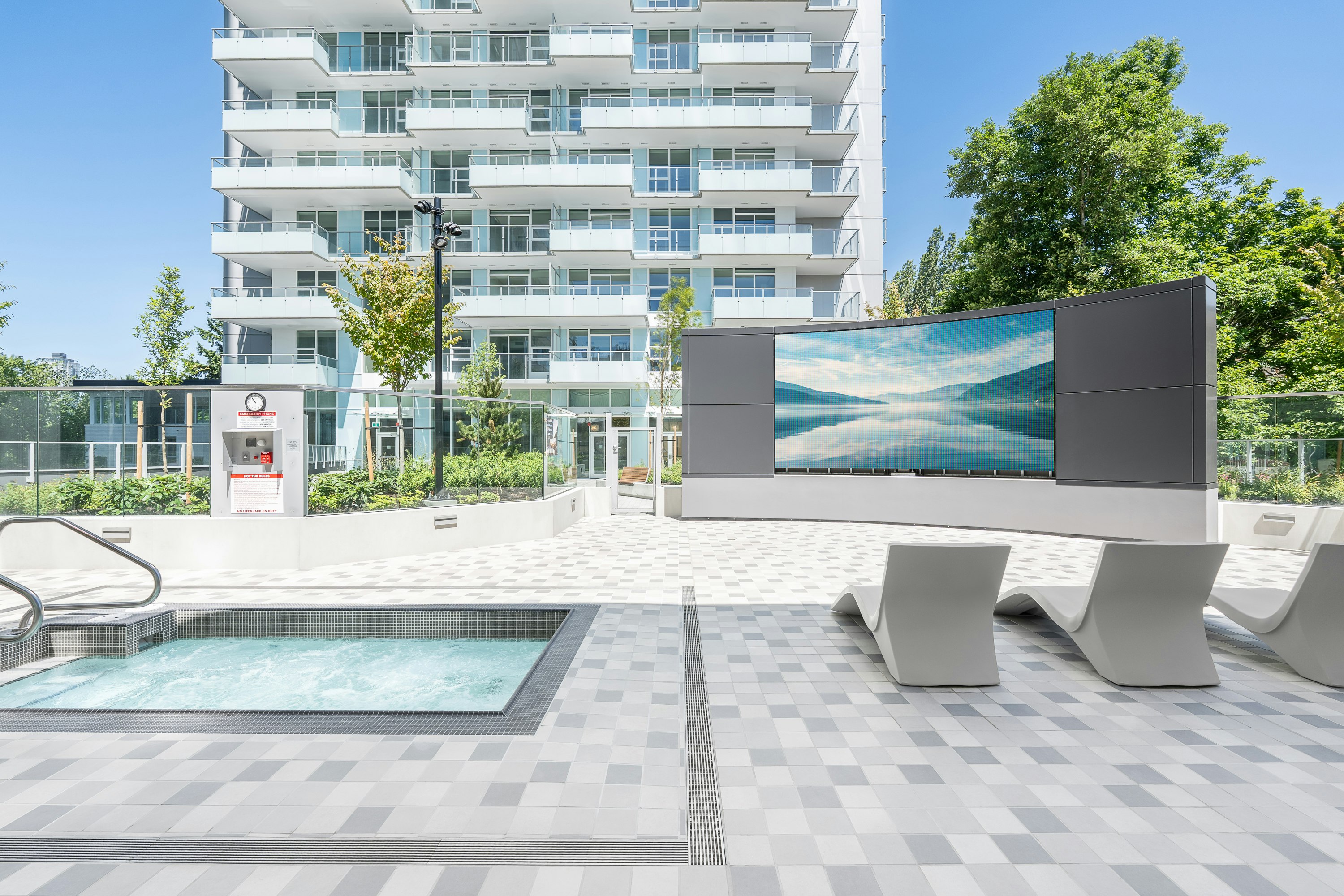 2203-13778 100 Avenue, Surrey, BC, V3T 0V3 - 18