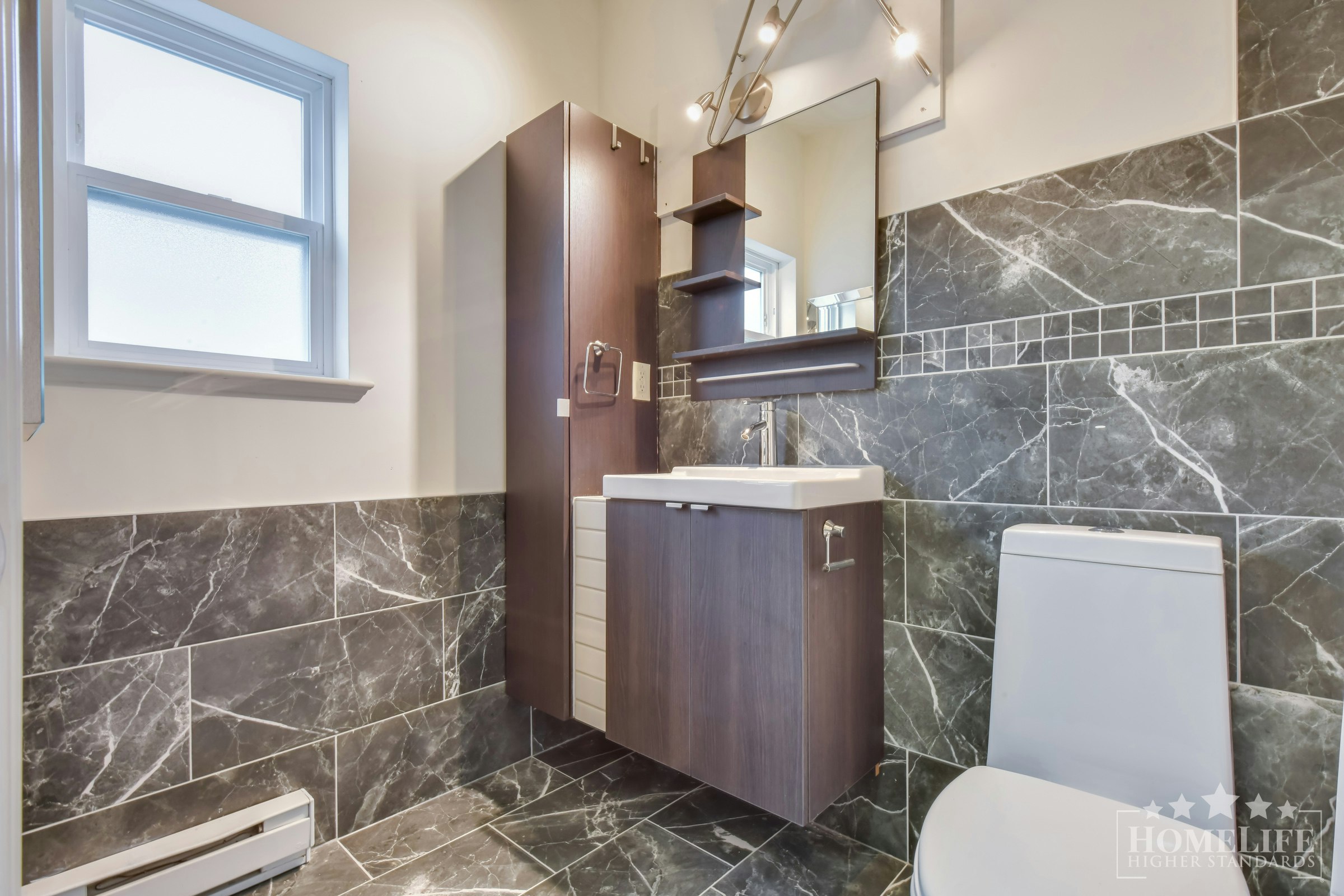 Coach House-6983 192 Street, Surrey, BC, V4N 5W6 - 11