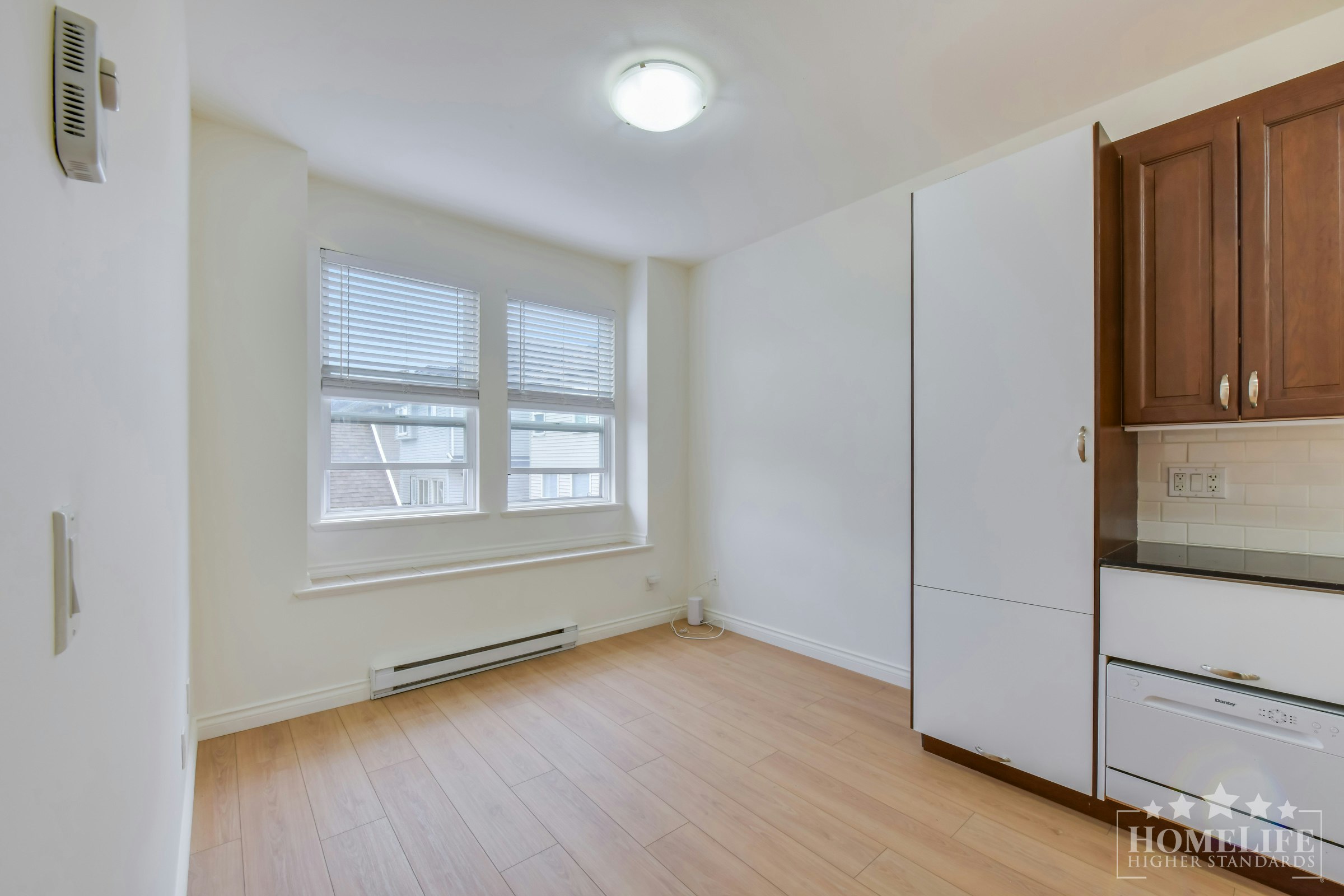 Coach House-6983 192 Street, Surrey, BC, V4N 5W6 - 6