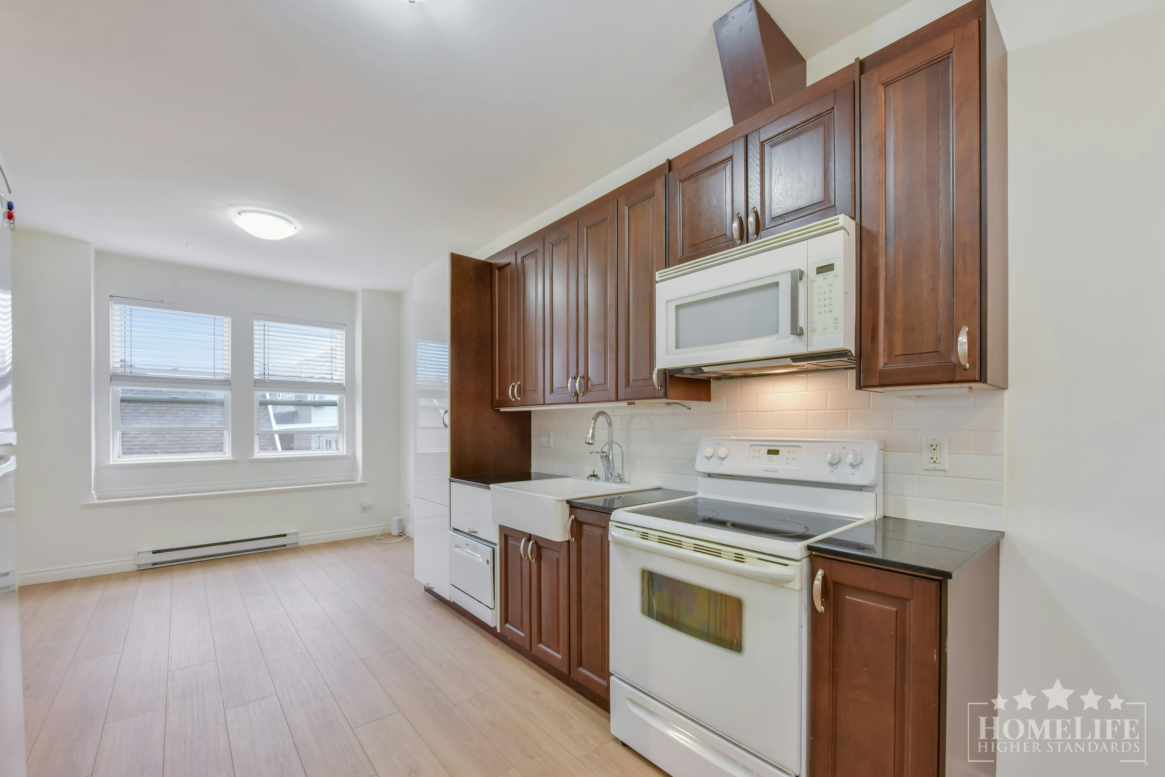 Coach House-6983 192 Street, Surrey, BC, V4N 5W6 - 3