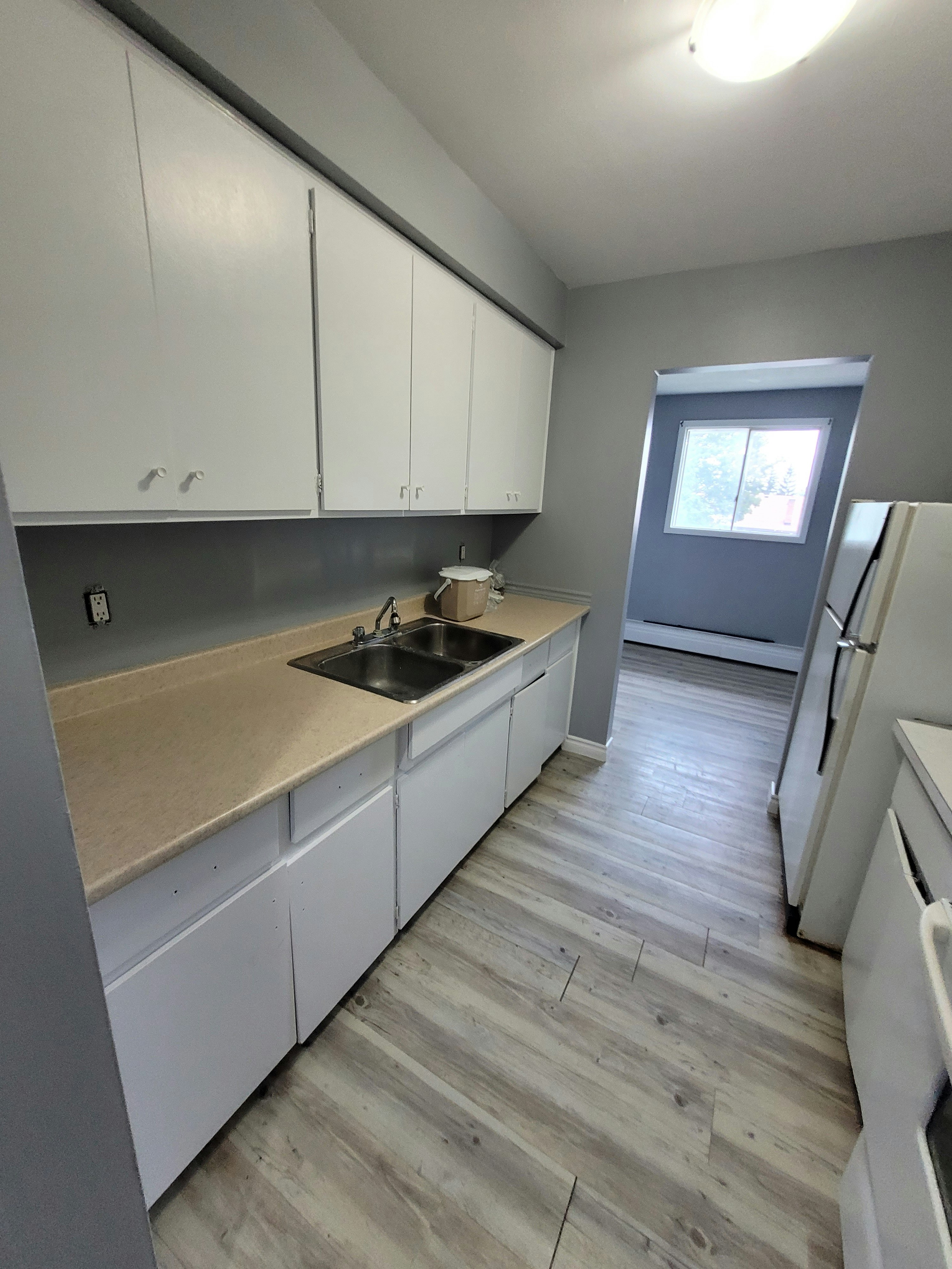 Apt4-595 Silverbirch Road, Waterloo, ON, N2L 4R4 - 3