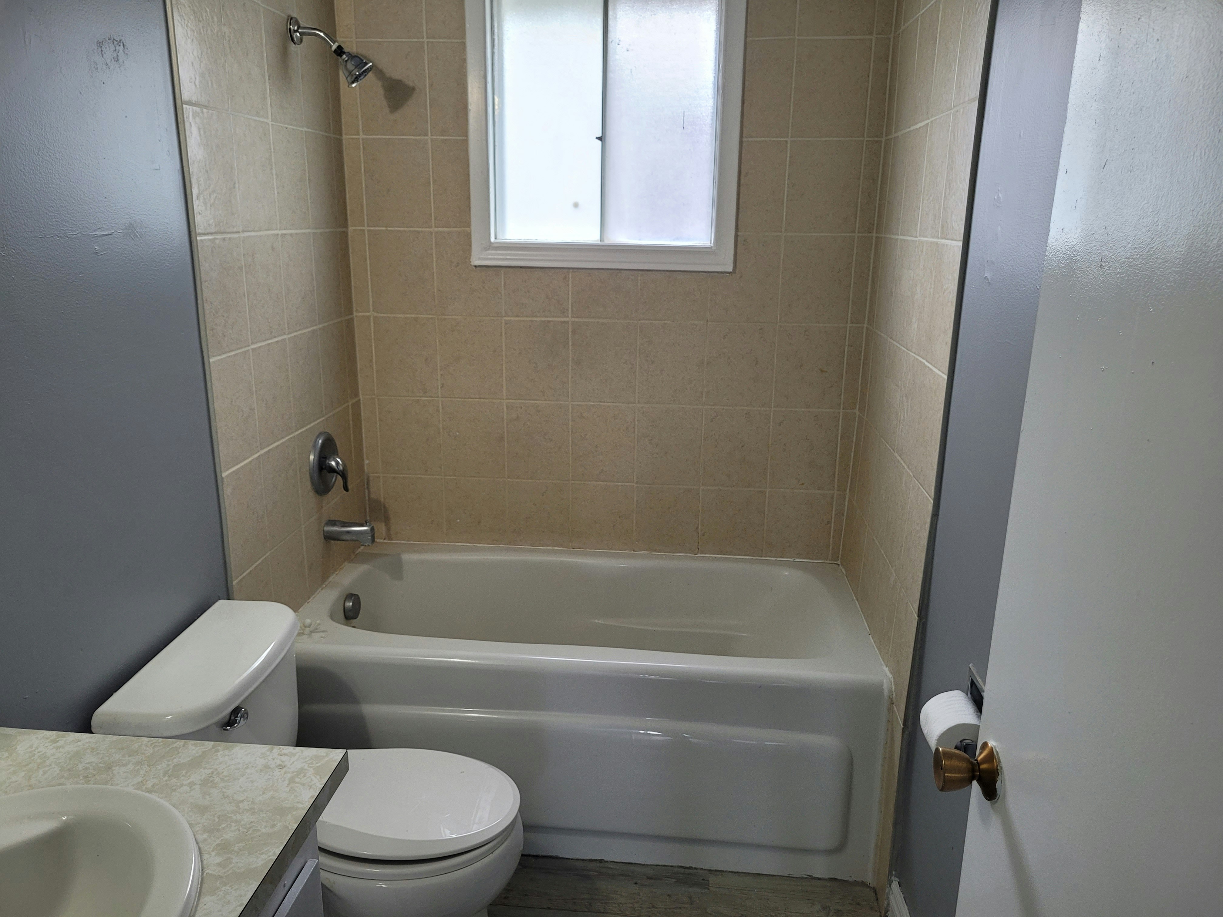 Apt4-595 Silverbirch Road, Waterloo, ON, N2L 4R4 - 22
