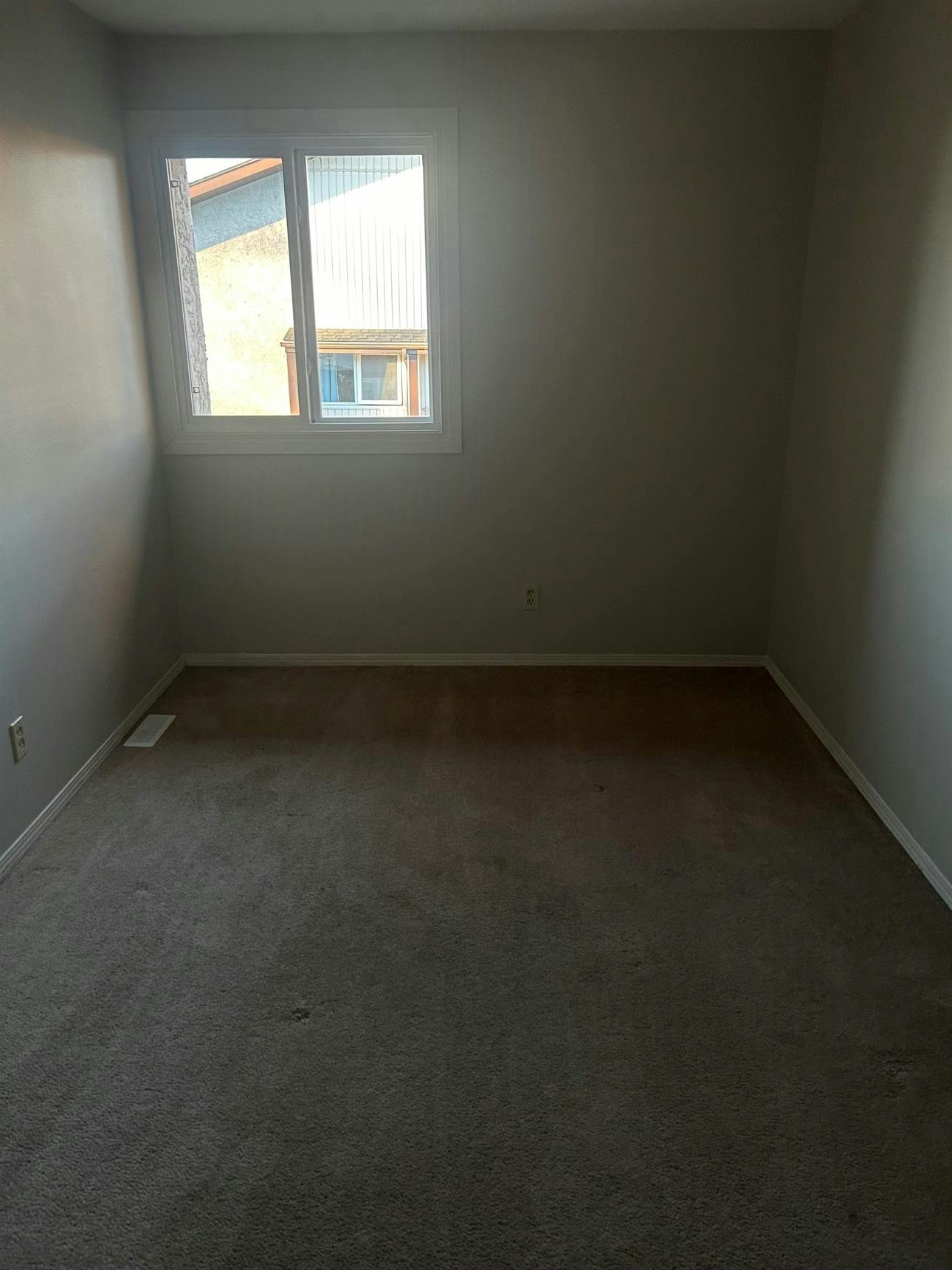 5-14215 82 Street, Edmonton, AB, T5E 2V7 - 2